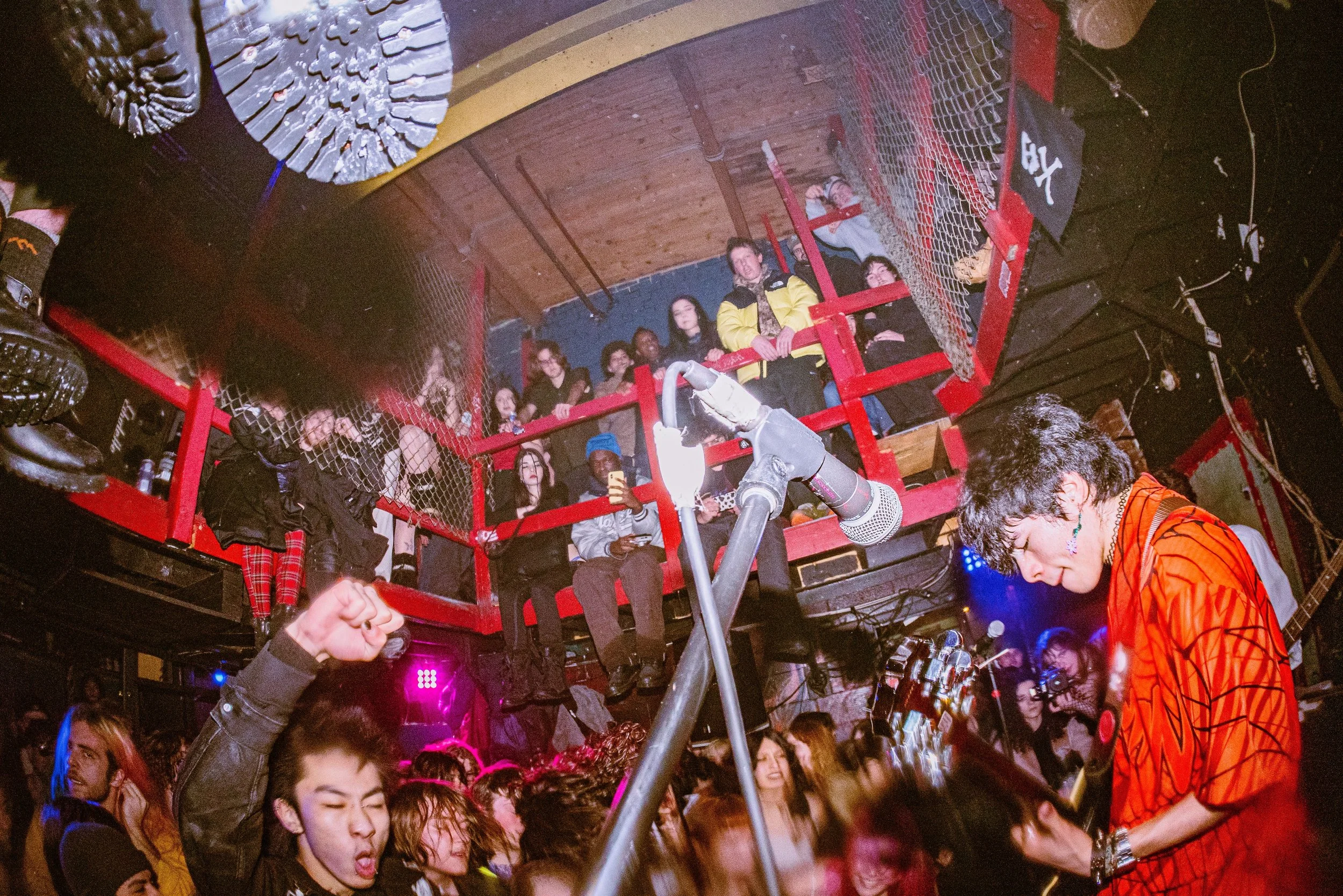 Surf Curse Talks DIY Music Scenes, Friendship and TikTok Algorithms ...