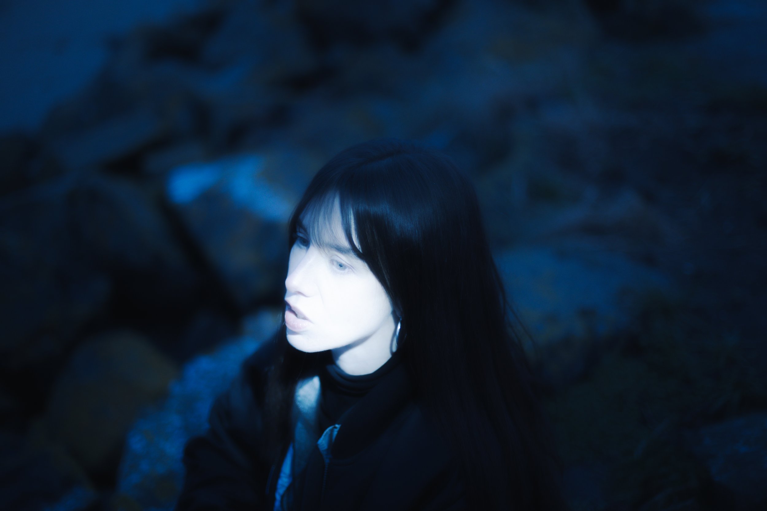 Maria Somerville Conjures Echoes to Shore with "Luster" (4AD)