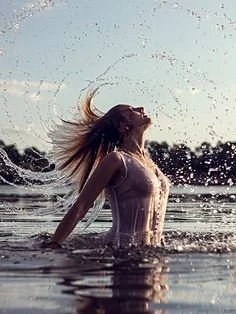 haare werfen gegenlicht.jpeg