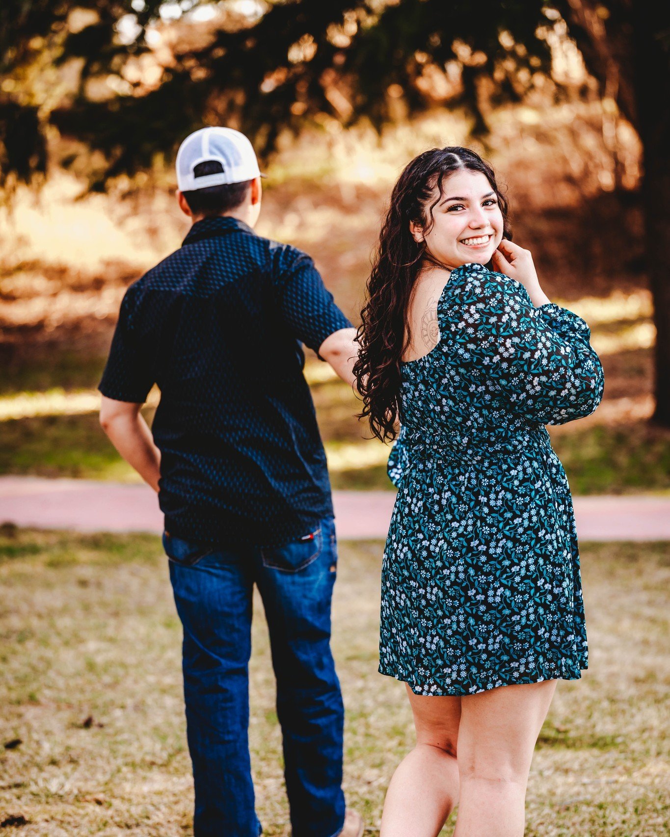 Had to share a few more from this sweet couples session this past weekend to brighten your Monday!