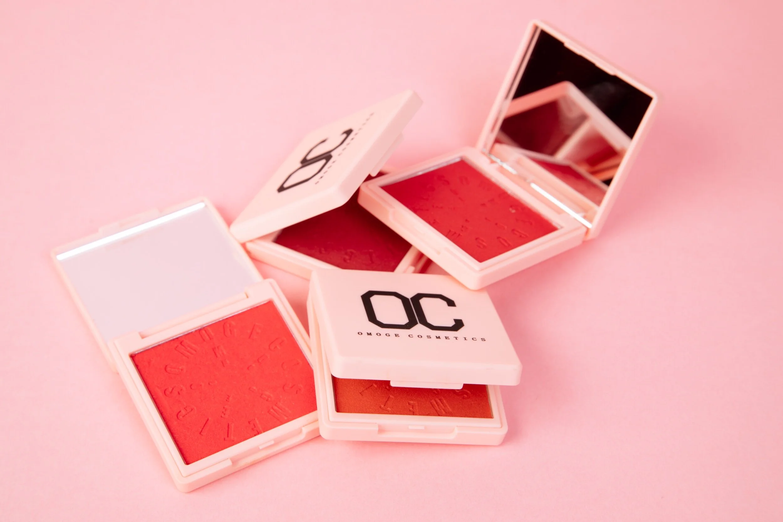 6C739CFF-0620-42DB-86CF-AF60B85F908A