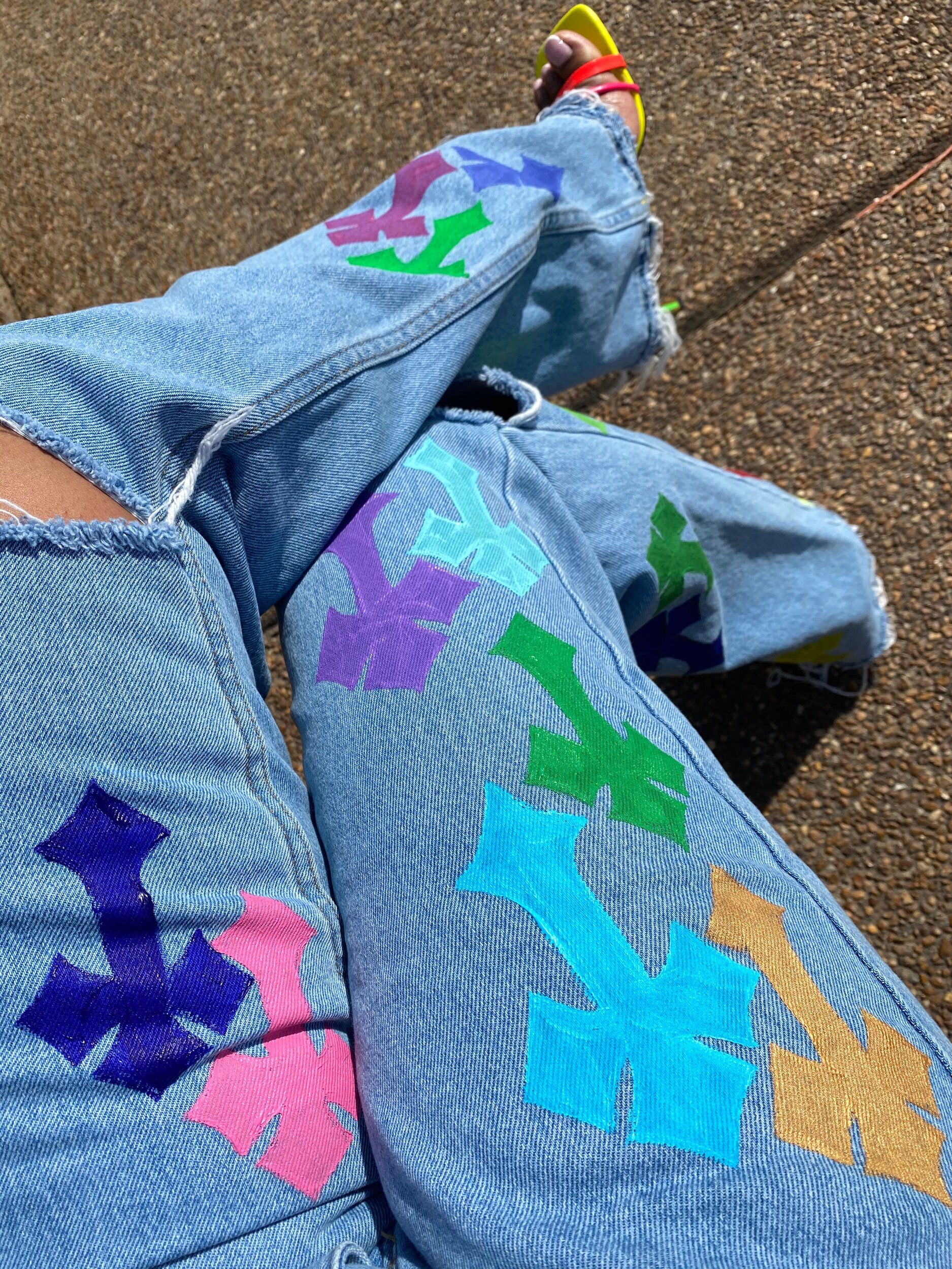 CD595908-E083-4AF2-8981-6D09C65D6594