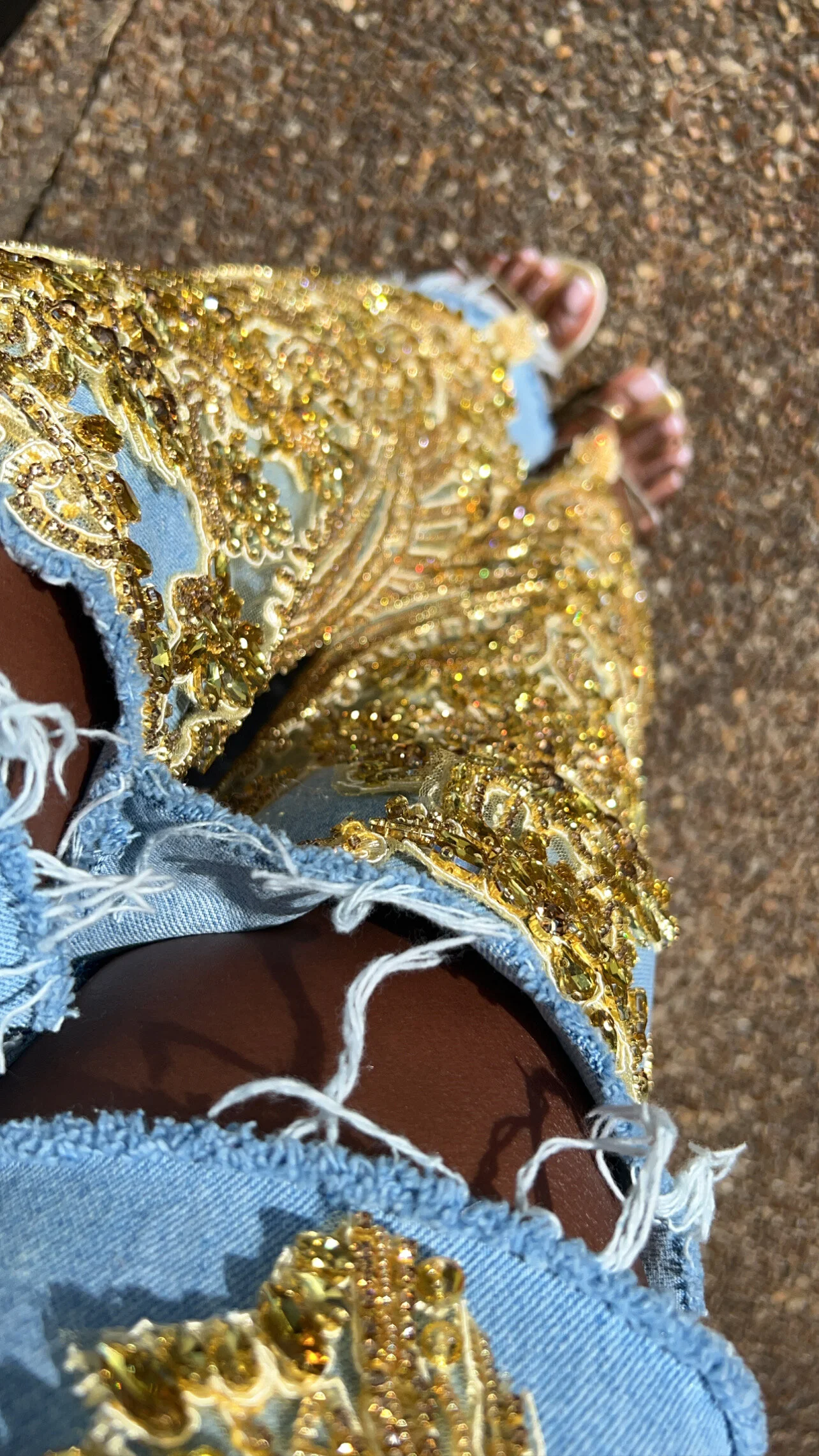 B5BA53E1-7A60-4323-88FF-E64D1109ABC6