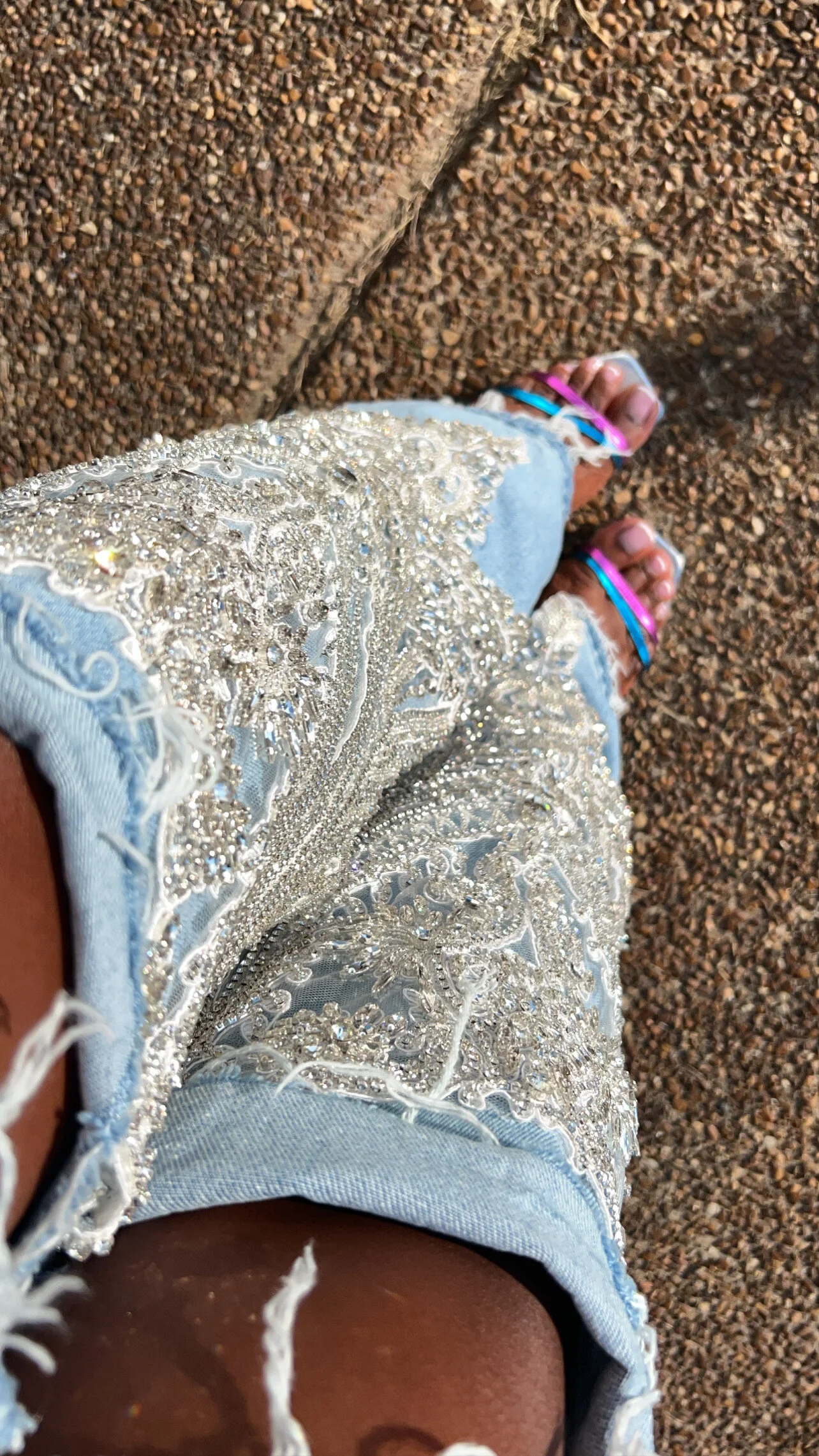 EF343FCD-A2B7-4378-A011-E8A8B977317B