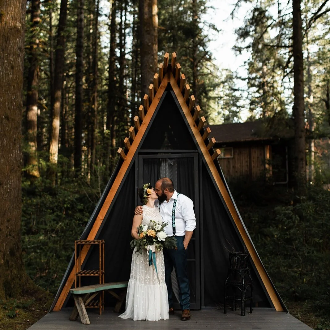 Meghan Kelly Martis Camp Homes Recommended Vendors Cat Dossett I take photos Meghan Kelly Martis Camp Homes Recommended Vendors Cat Dossett I take photos