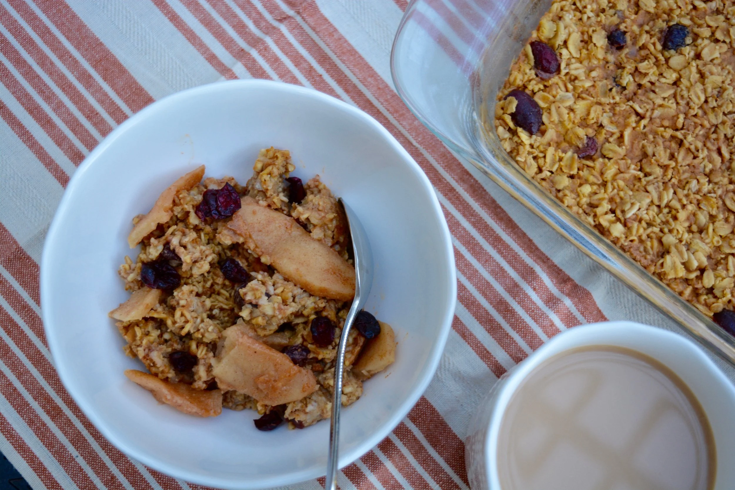 Pumpkin Spiced Apple Cinnamon Baked Oatmeal