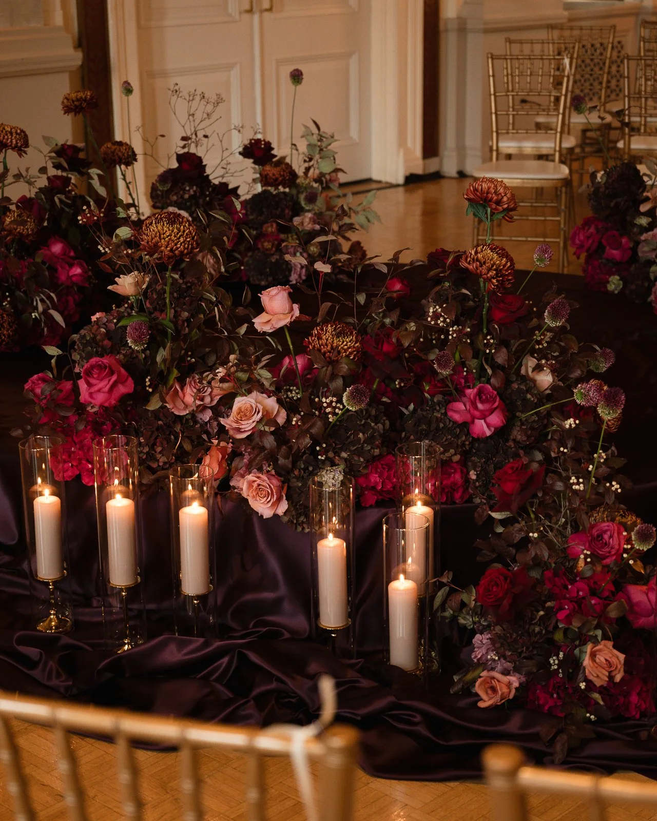 Moody candlelit luxury wedding florals24.jpg