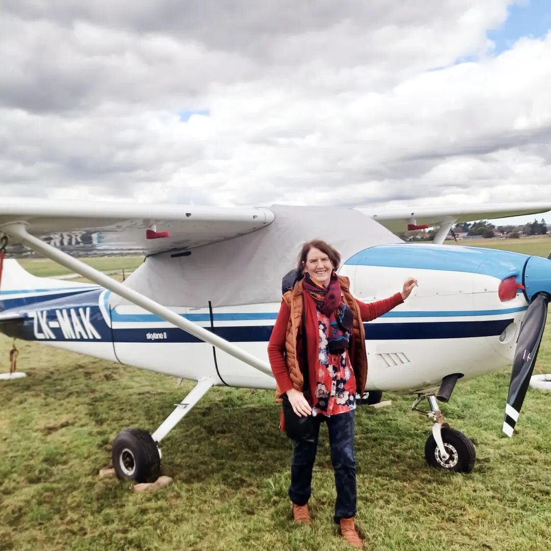 Jennifer doing some 'field research' at CHB Aero Club, Waipukurau for the next Tales From The Farm book. Any guess what it might be about?

#newbook #flyinghigh #fieldresearch #childrenspicturebook #farmtales #lightaircraft