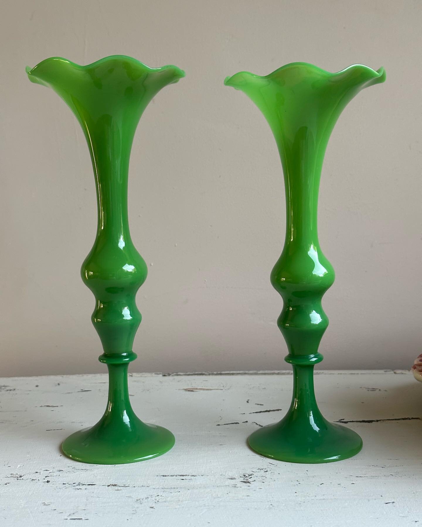 Stunning Opaline Frill Neck Vases in &lsquo;May Green&rsquo; ~ They are rather beautiful ~ SOLD 🐓💚