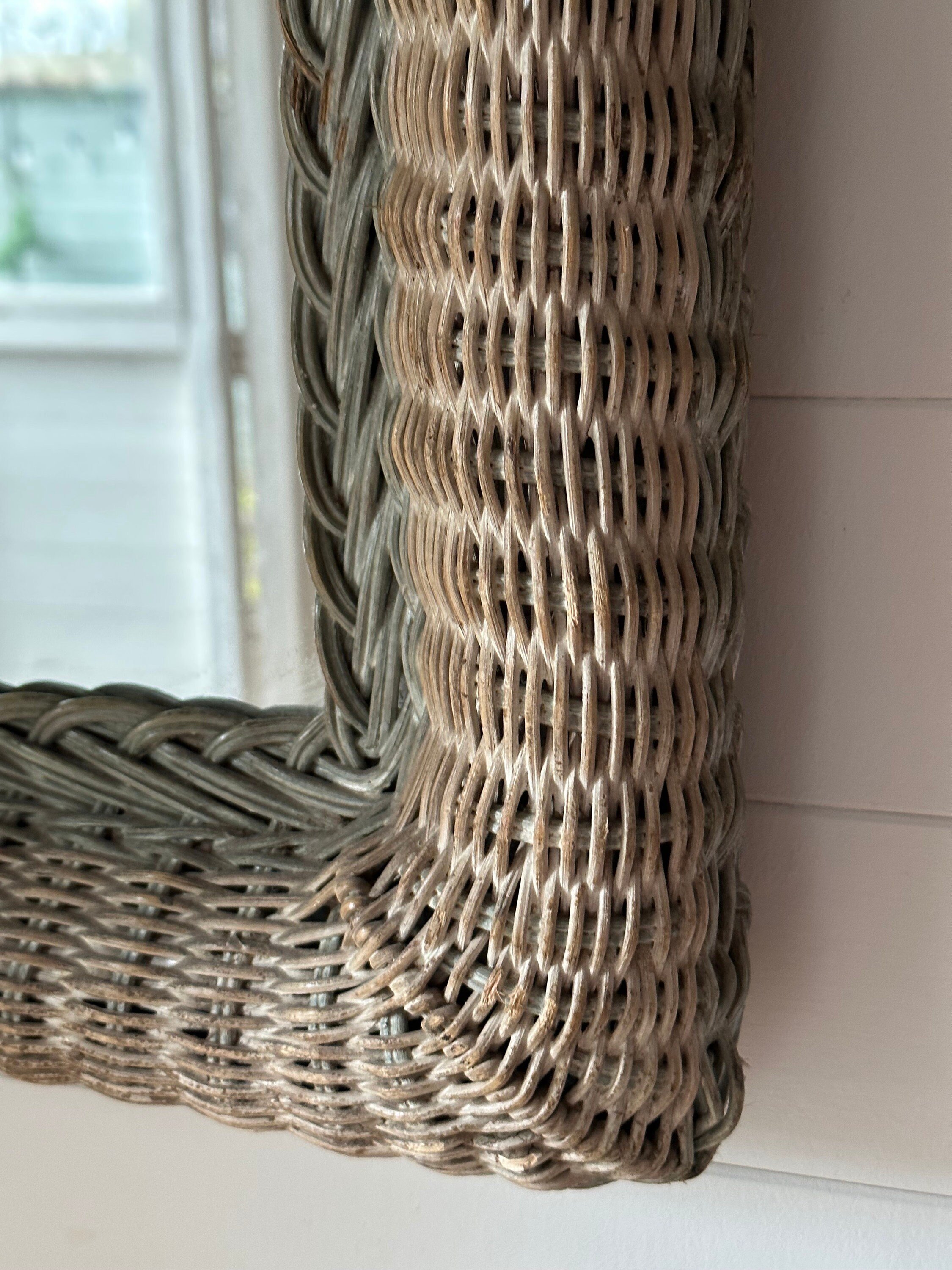 https://i.etsystatic.com/22731514/r/il/c79183/5235998239/il_fullxfull.5235998239_2gw2.jpg