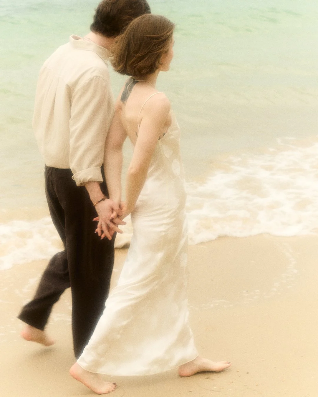 What a wonderful experience to capture these memories on Koh Mak! So happy this pictures came out rly good. That week we were lucky to see the island's many moods. 🌧️🌦️⛈️🌤️ ☀️ 
Congratulations again, @ajsen444  and @ewelina_mcrewicz ! Thank you fo