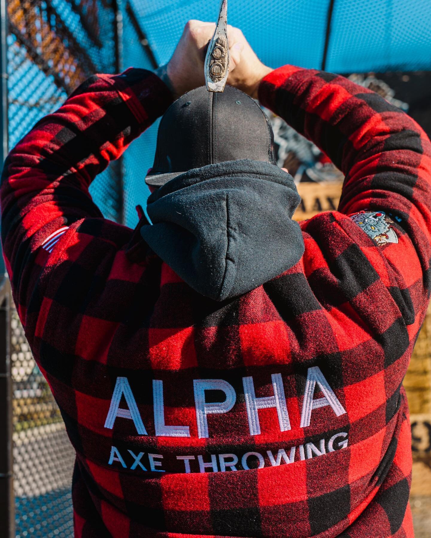 Going into the weekend like 🪓!
#alphaaxethrowing #swinging 

Lots of private events and birthday parties this weekend!! See you out there!!