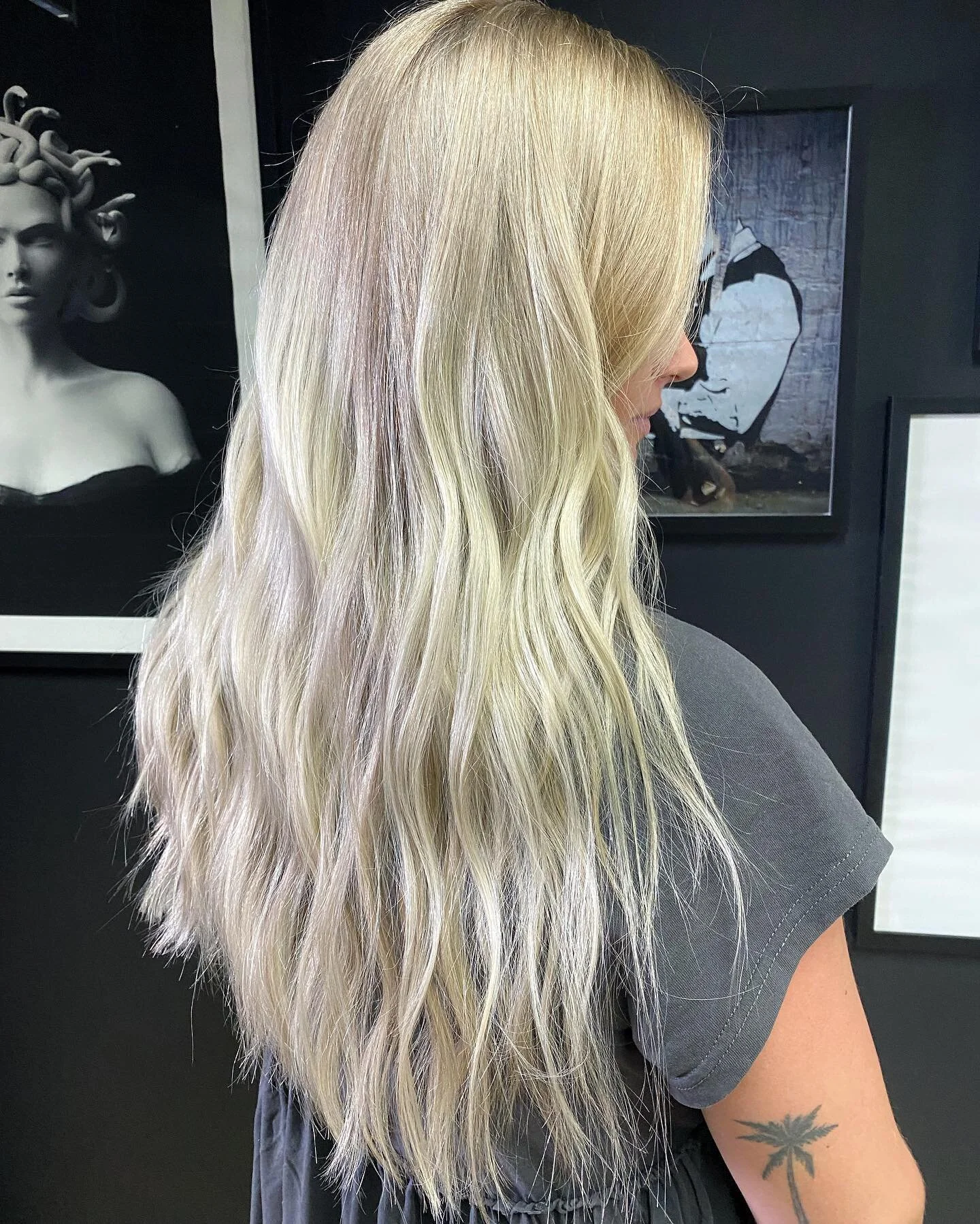 &Omega; Fresh 🙌🏻&Omega; 

Hair @josho_84 

Colour @schwarzkopfproanz @schwarzkopfpro 

Styling @dysonhairpro @ghdhair_anz @sachajuan @roguebeauty_official @y.s.parkofficial 

#blondespecialist #skpanz #showusyourskp #blondelife #blondevibes #blonde