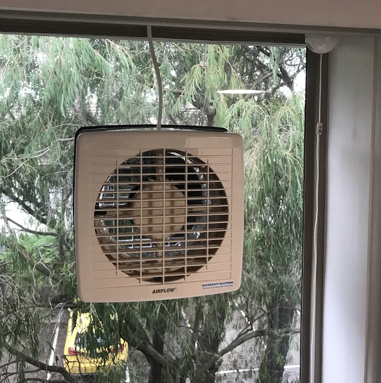 Elwood Melbourne Owners Corporation Electrician.png