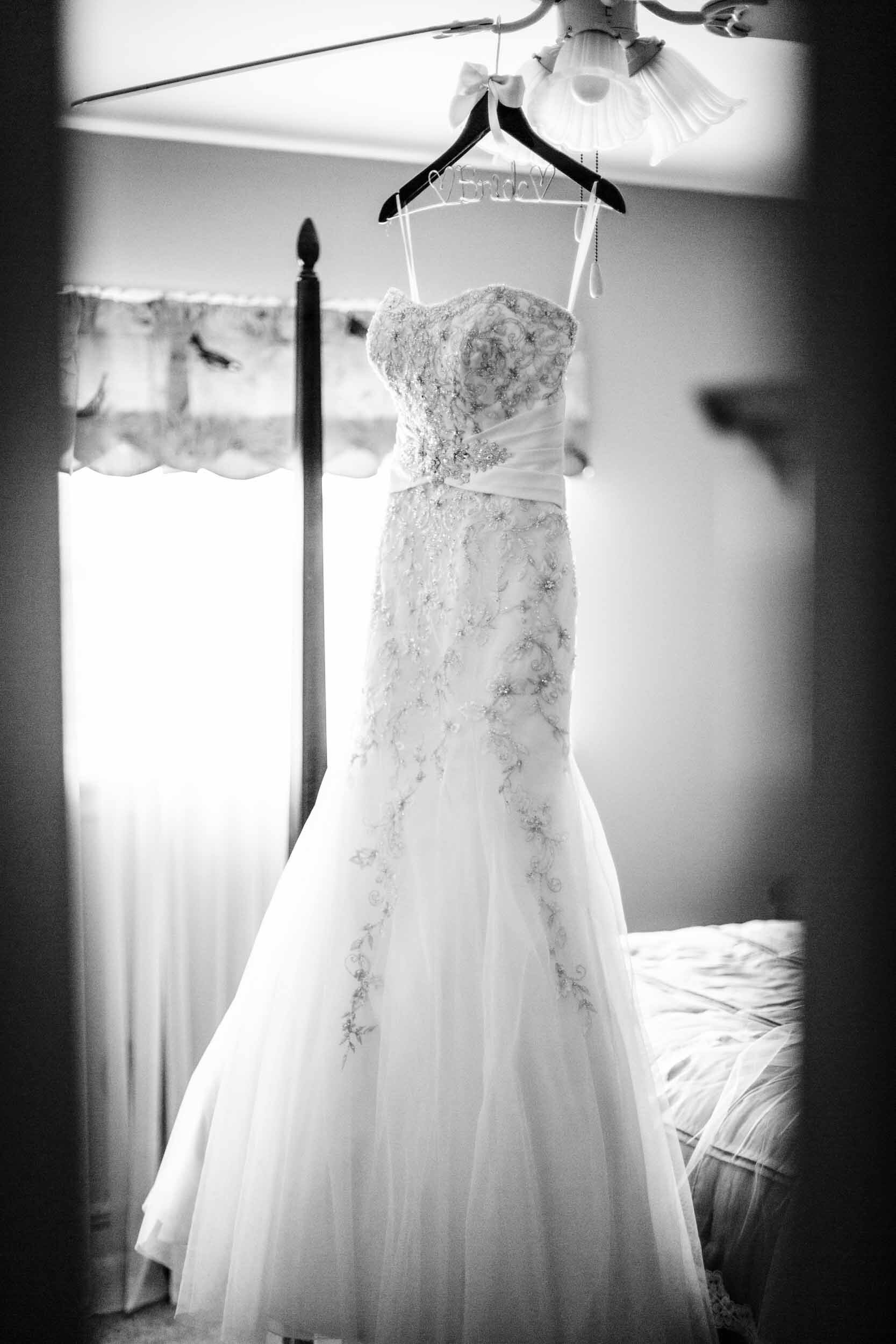 website_images_by_harrison_llc_bride_prep-002.JPG