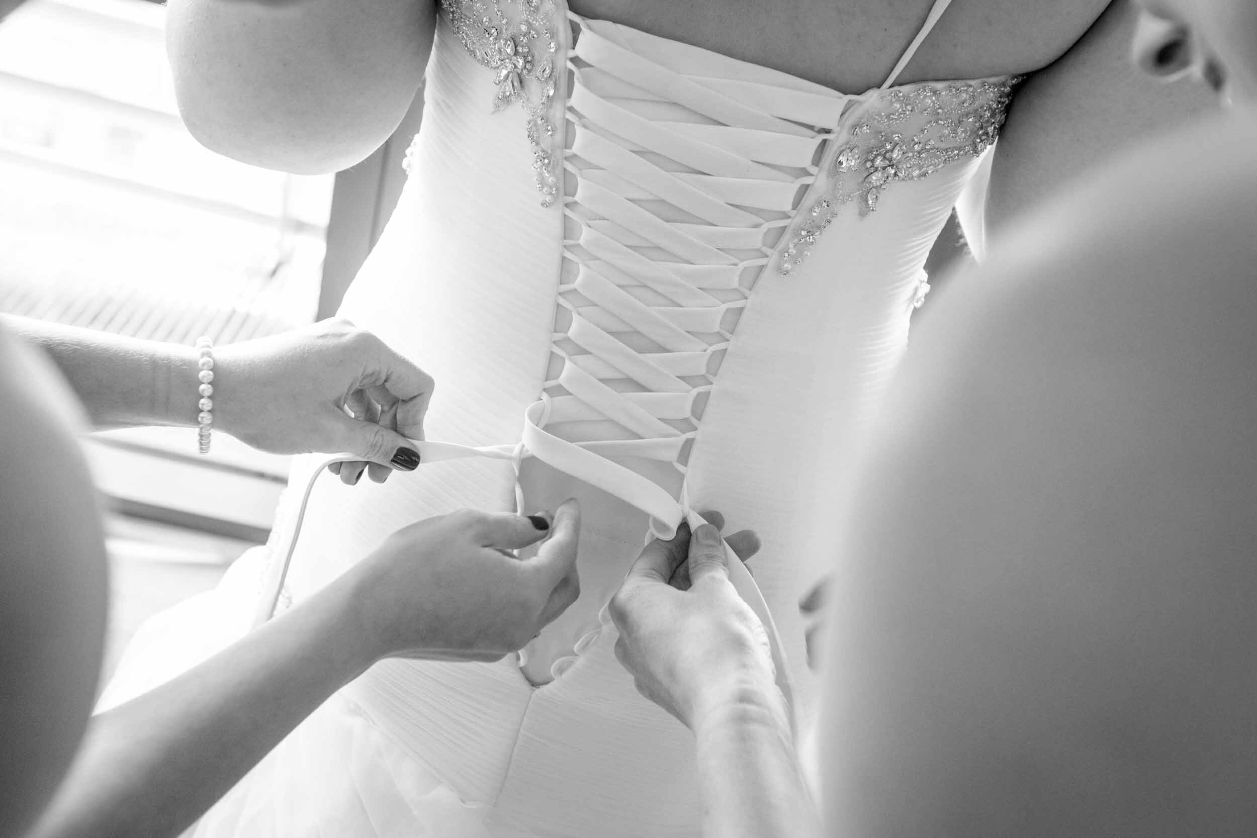 website_images_by_harrison_llc_bride_prep-028.JPG