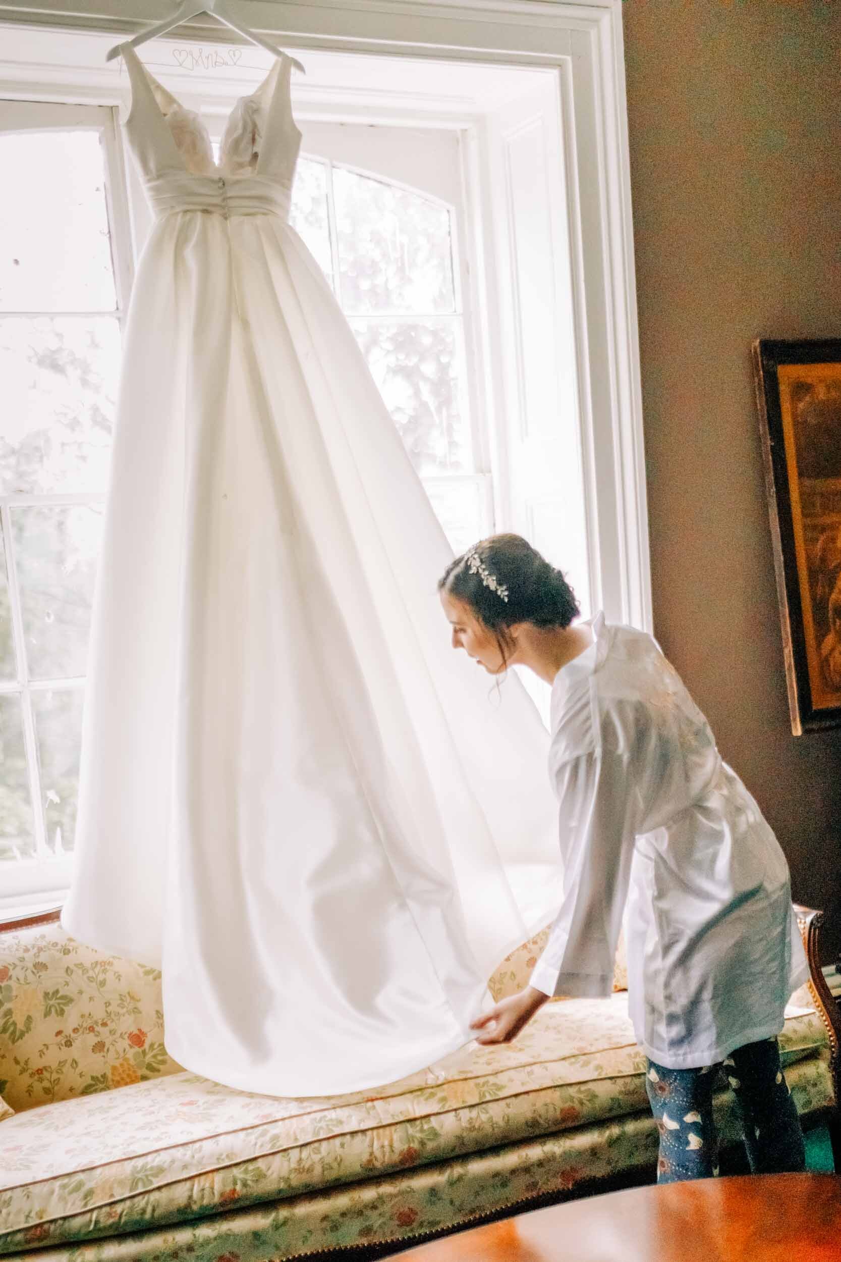 website_images_by_harrison_llc_bride_prep-040.JPG