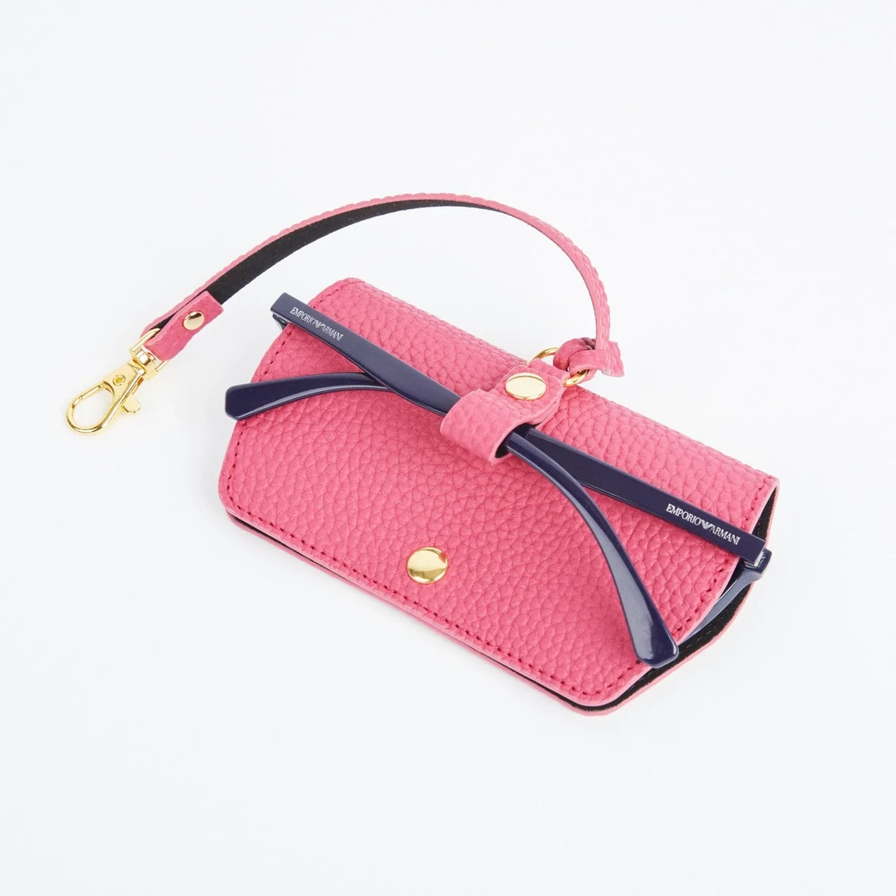 glasses case closed.webp