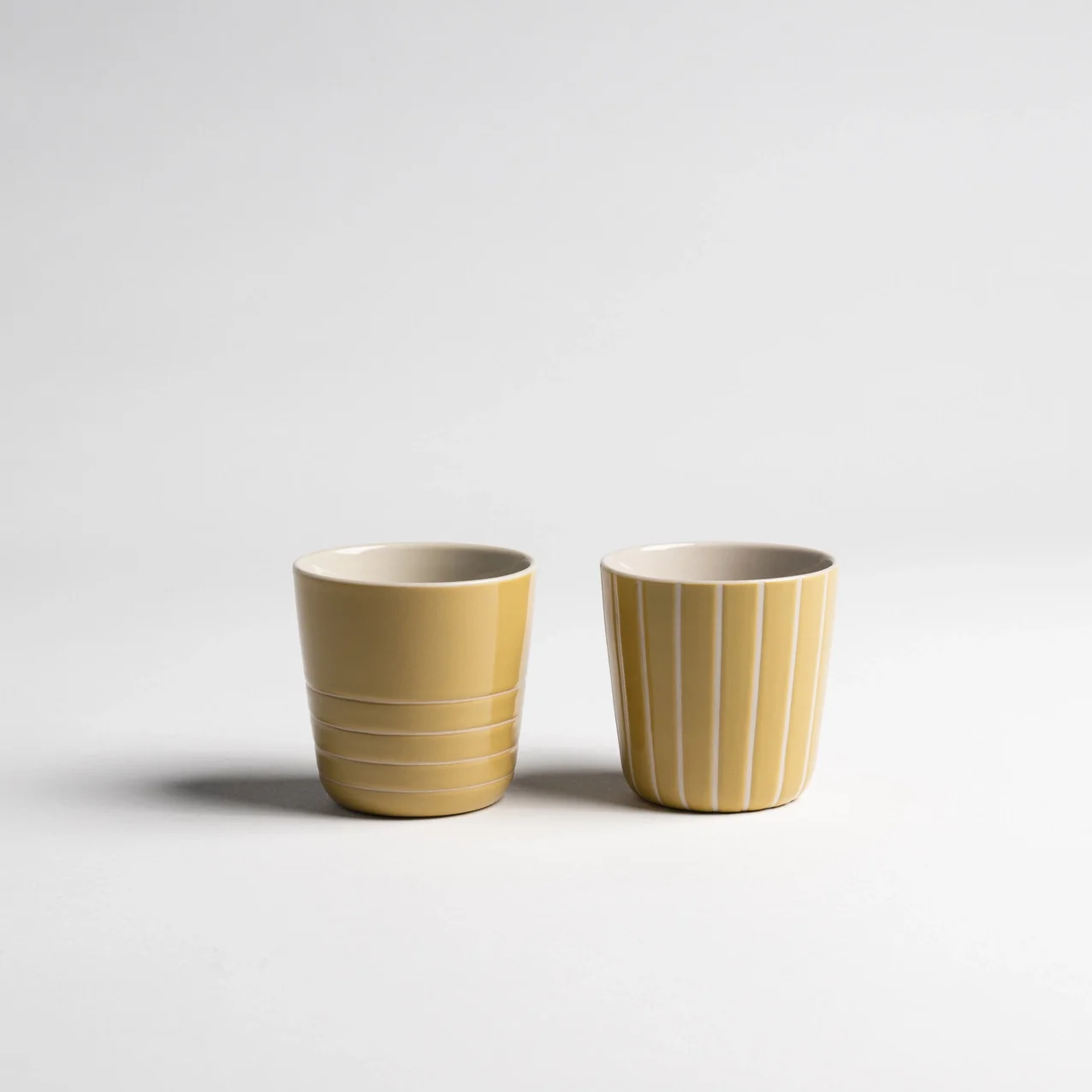 Vervain beaker - mustard yellow .webp