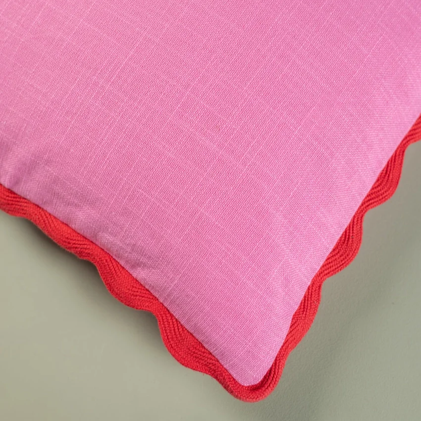 pink+cushion+2.png