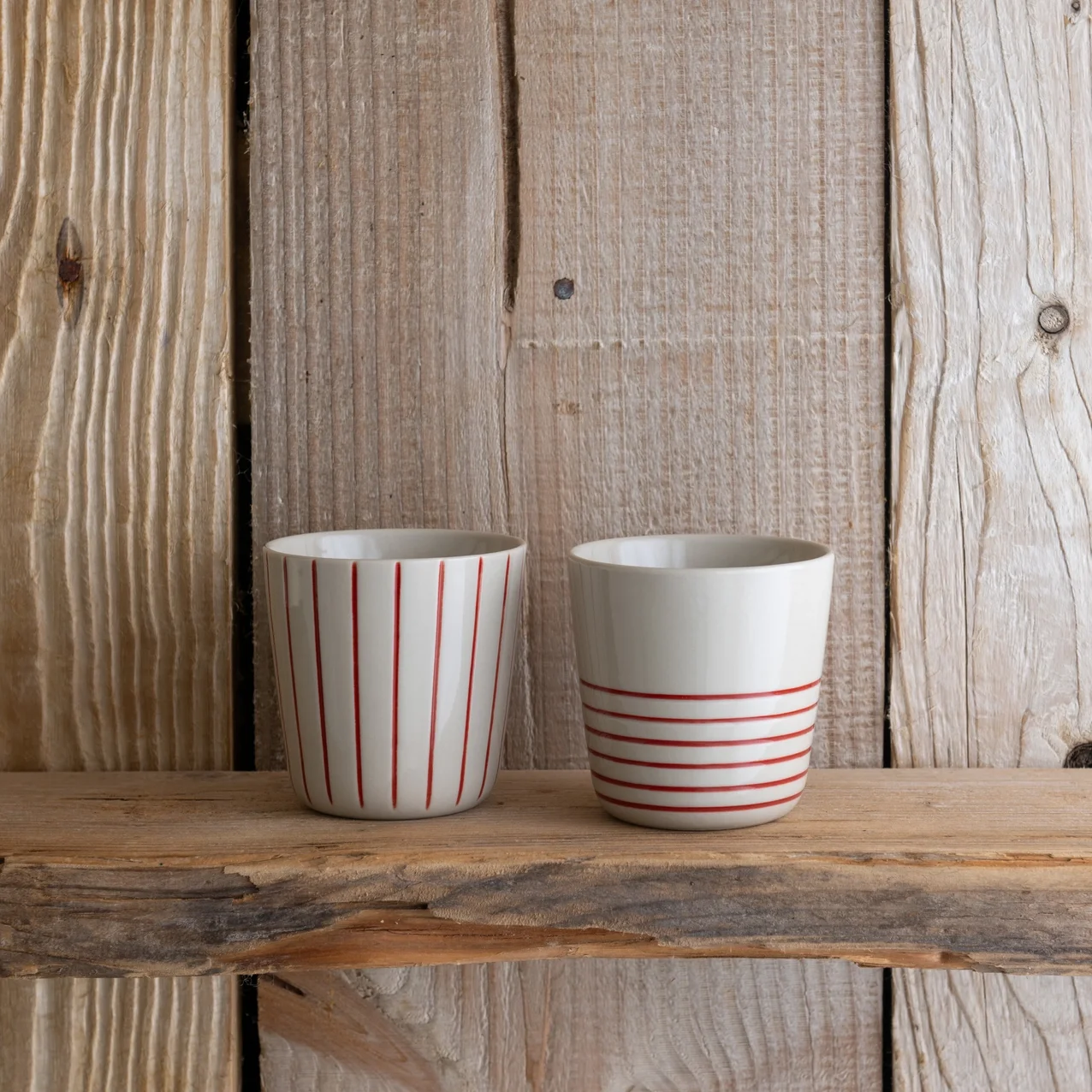 Sorrel beaker - earth red backgroud.webp