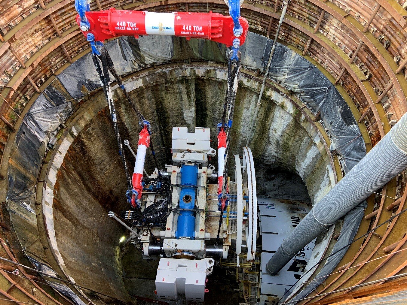 Lowering TBM Rear Main Beam into Outfall Shaft 1