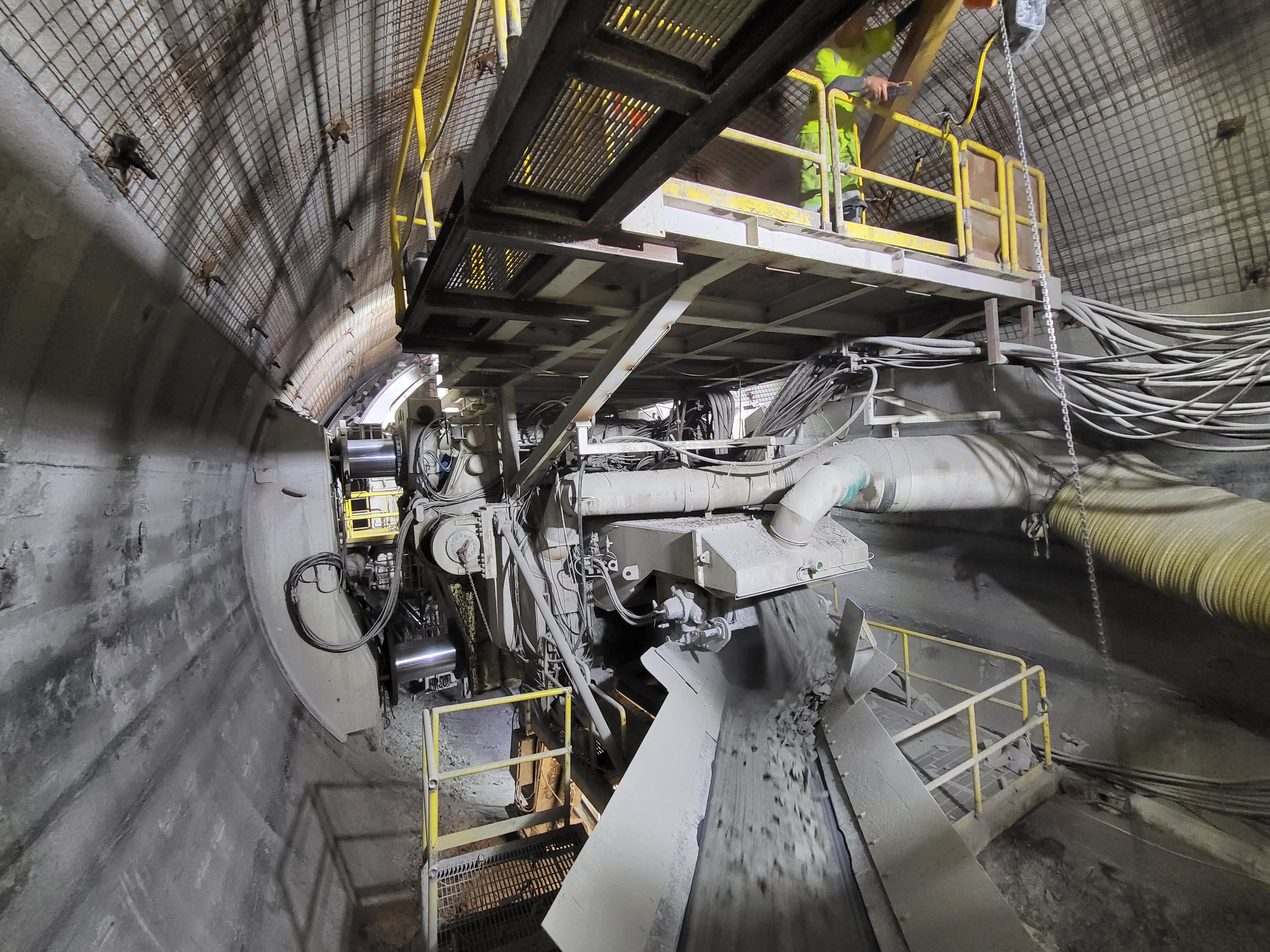 March 2022 - TBM Cross Conveyor