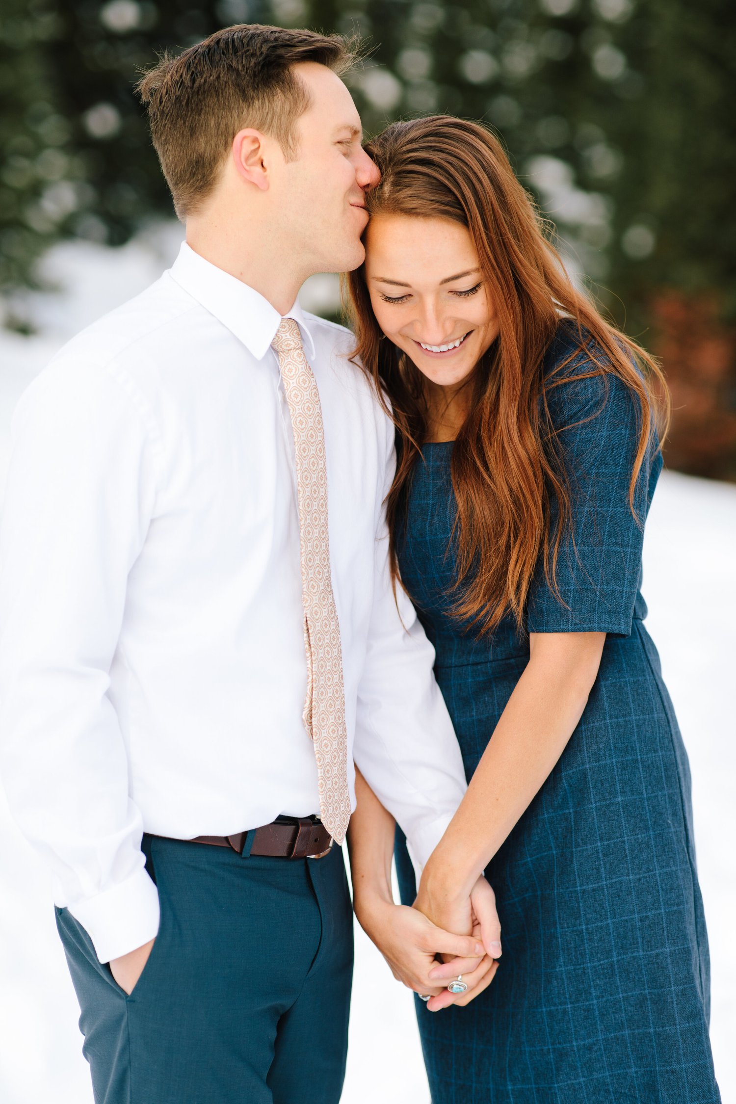 What to Wear to Your Engagement Pictures | Savanna Richardson Photography
