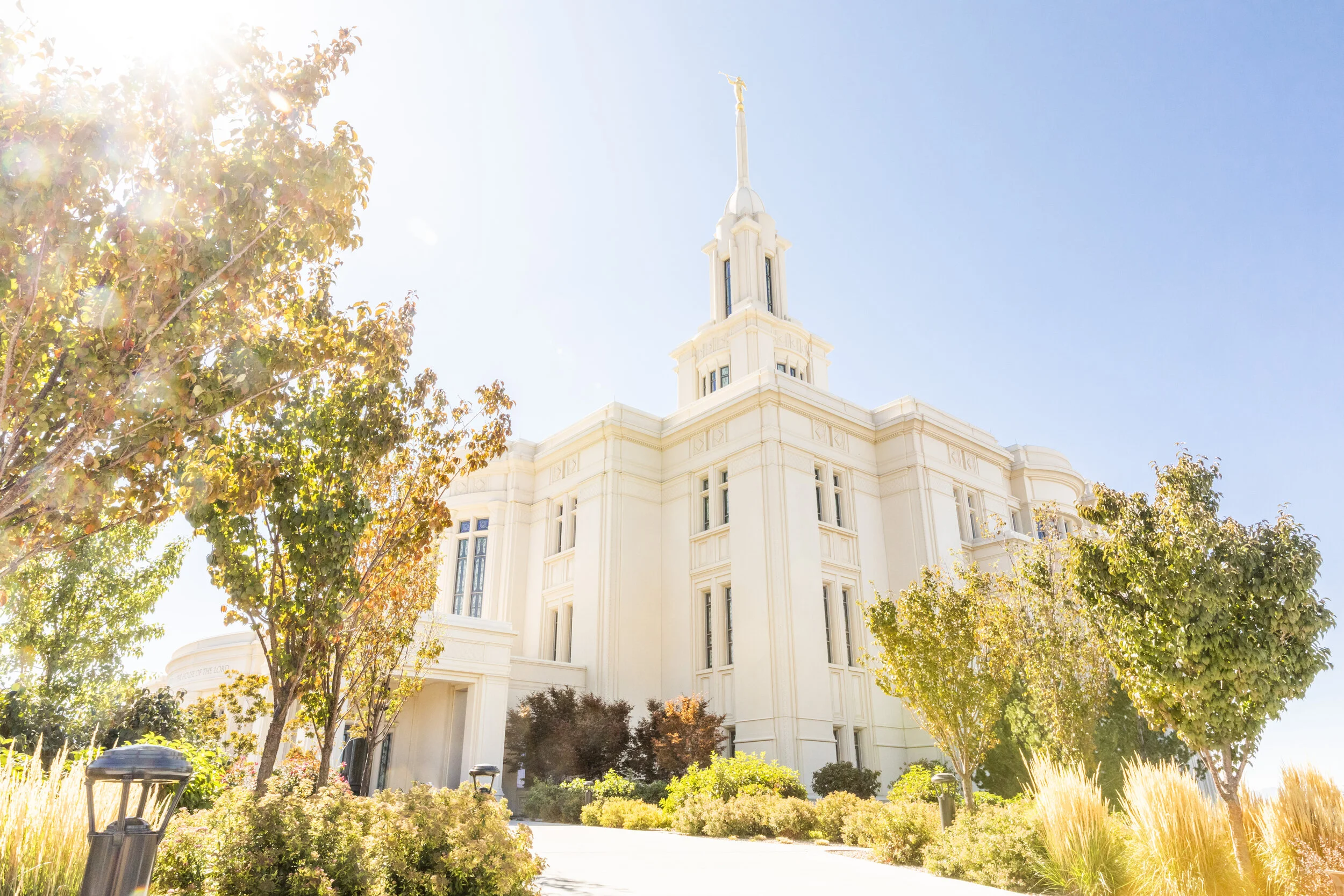  lds temple wedding inspiration in the summer or spring months beautiful bright picturesque  temple photography inspiration beautiful white time and all eternity lds wedding inspiration lds temple inspiration i want to go there some day the lords hou