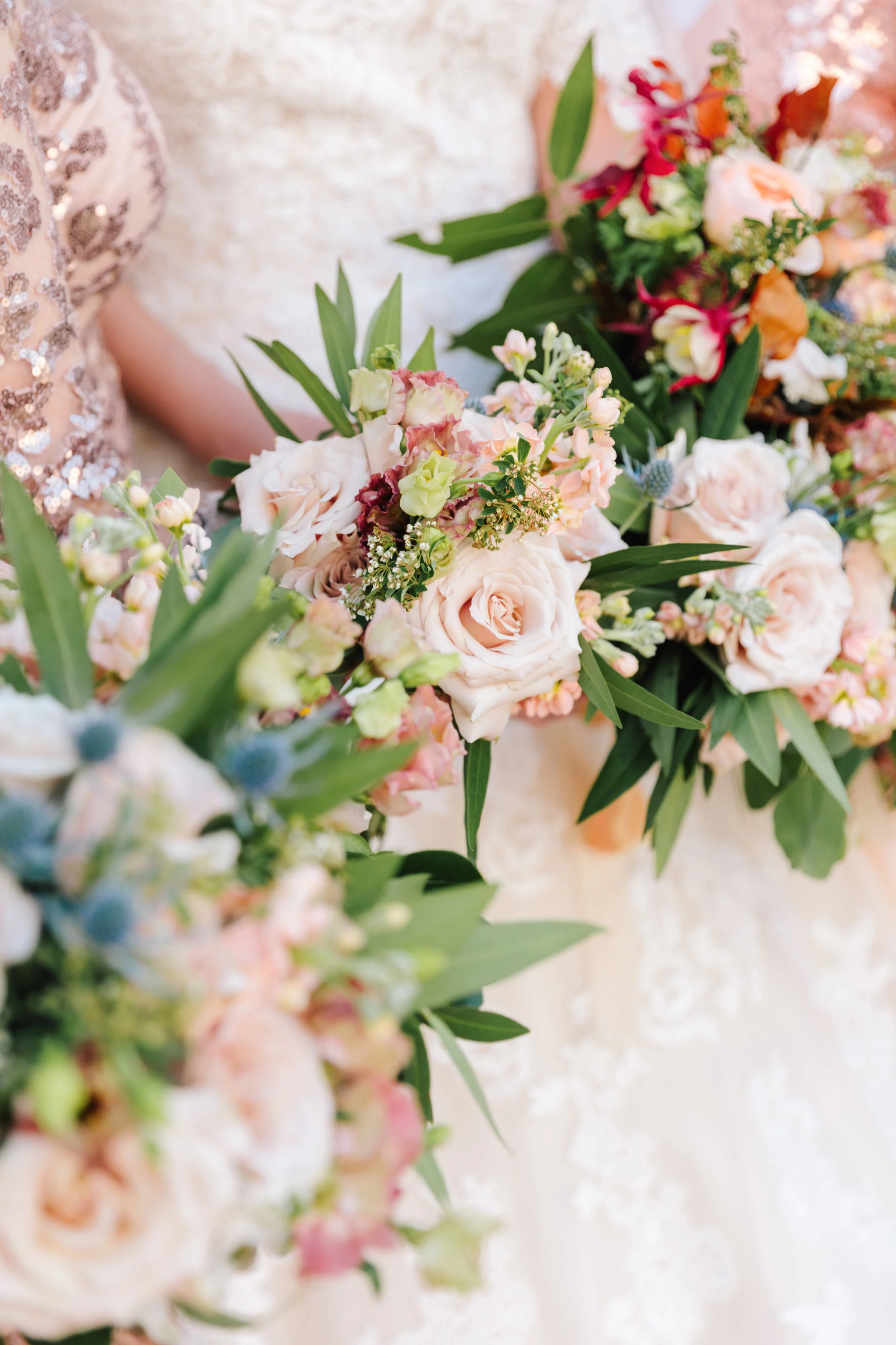  bridesmaids and bride wedding bouquet interesting angle unique wedding bouquet beautiful flowers ideas on how to capture all of the wedding bouquets from the bride down to the bridesmaids bridesmaids dress inspiration wedding photography goals weddi