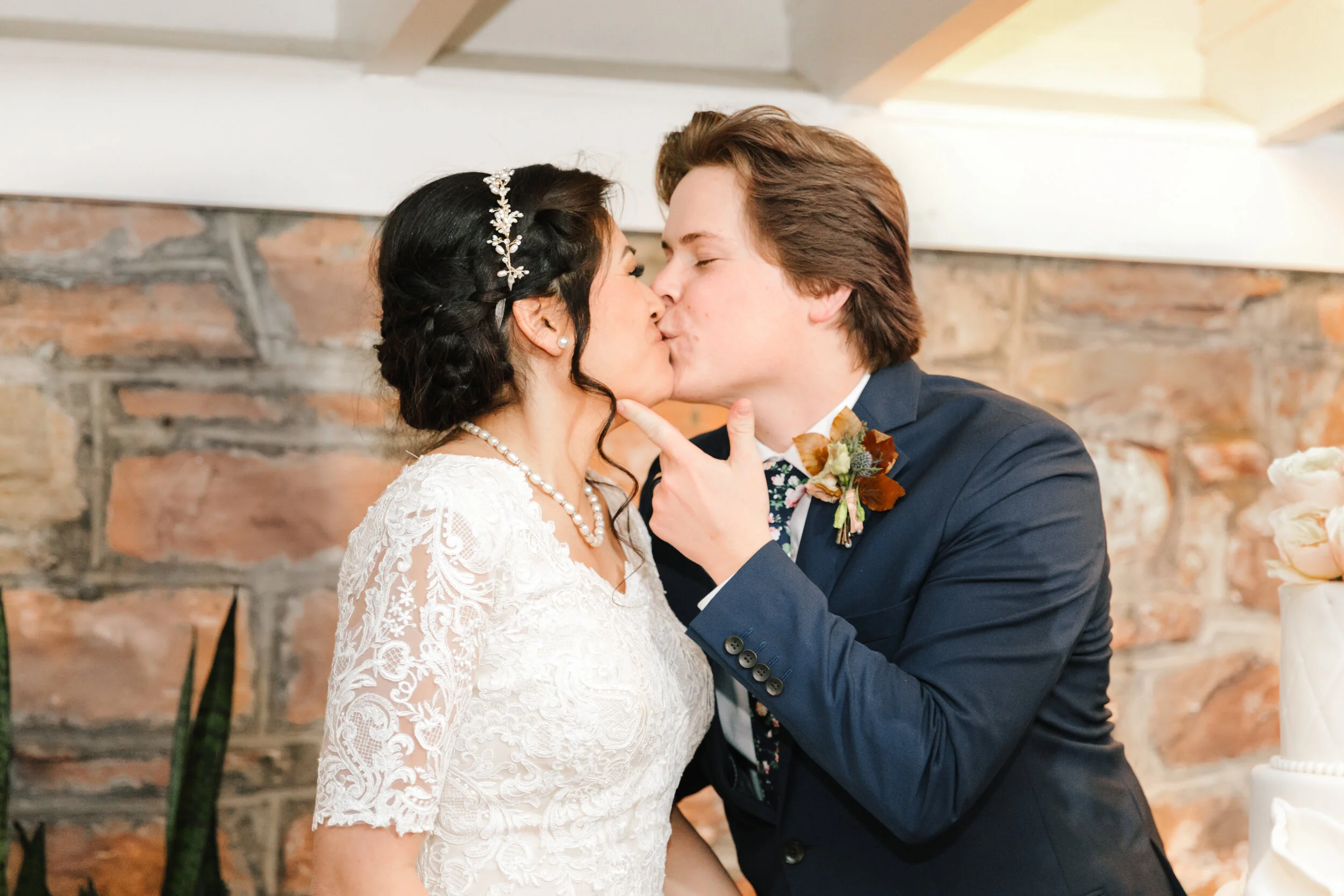  kiss after cutting the wedding cake sweet moment wedding day reception memories cutting the cake the moments after wedding day reception inspiration wedding reception ideas wedding reception goals sweet moment between husband and wife cake cutting m