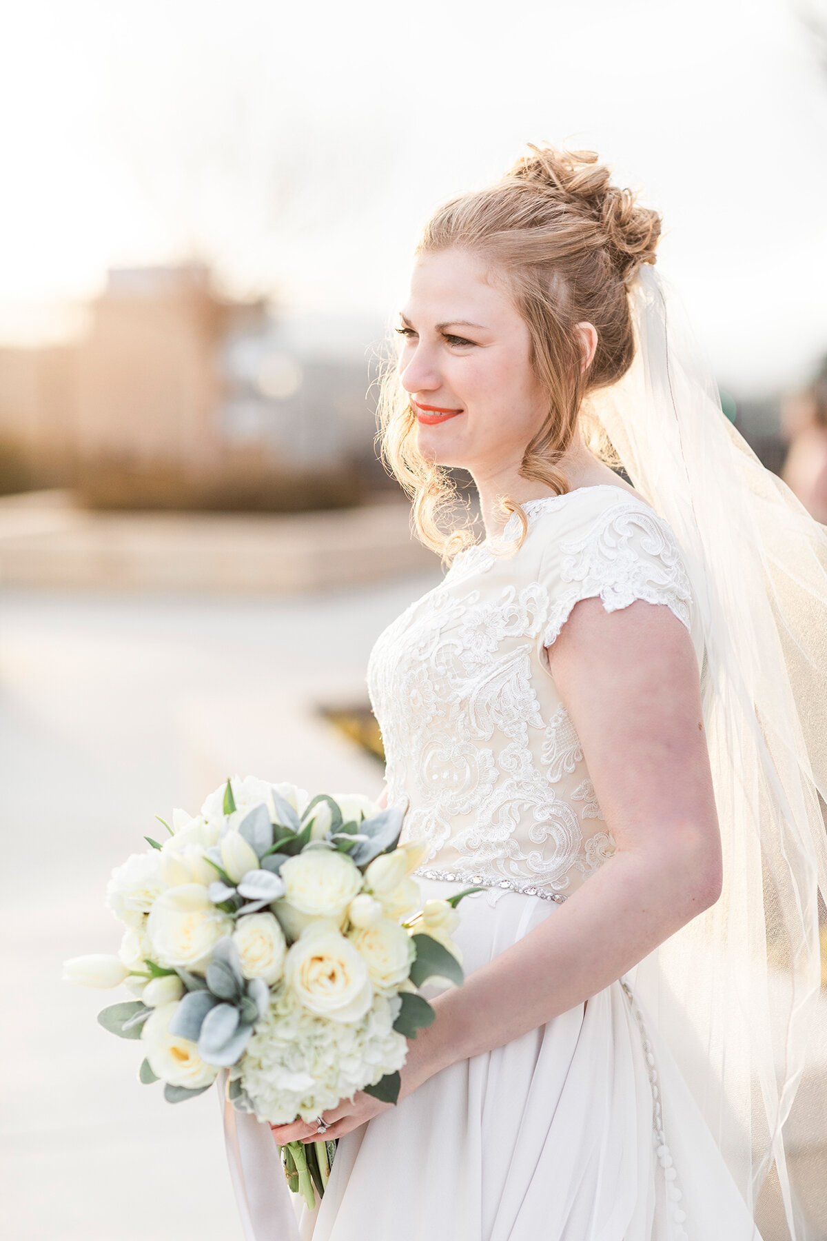 4 Undone Hairstyles For An Effortless Bridal Look - Wedding Journal