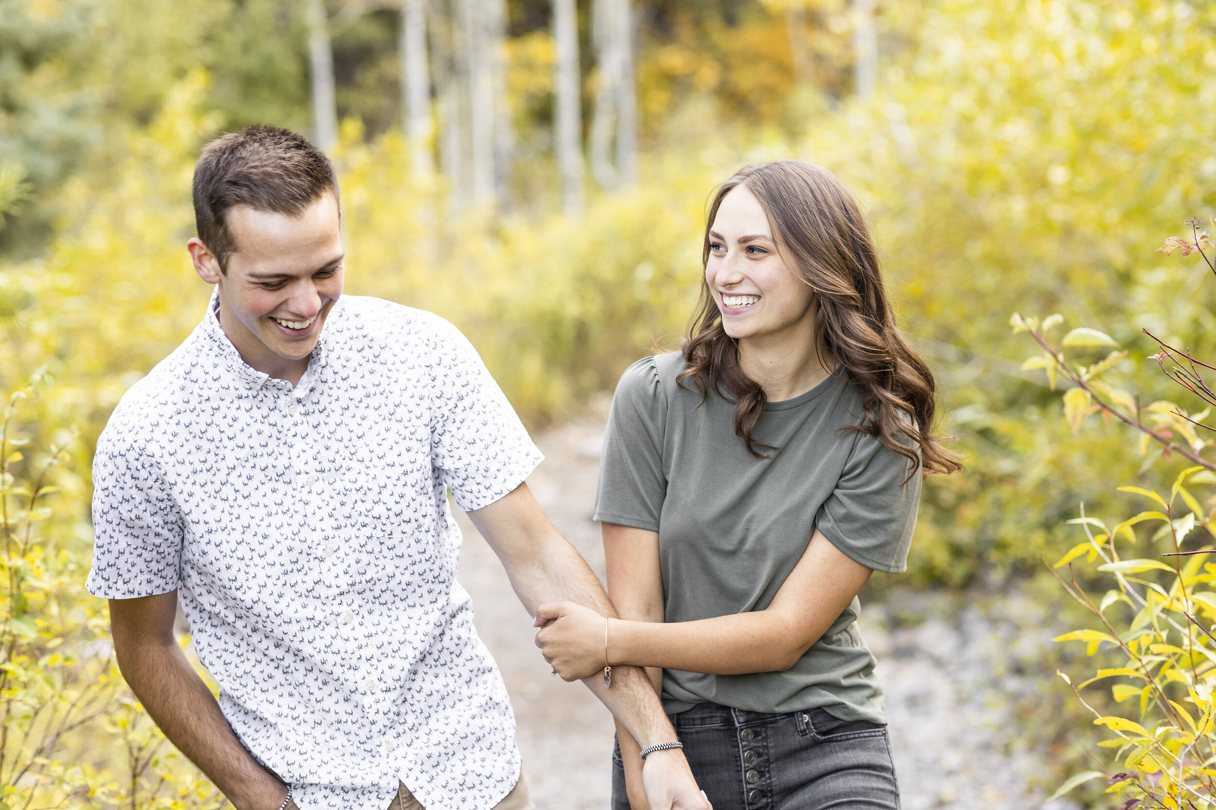 Seven Ideas for Bonding With Your Long-Distance Fiancé