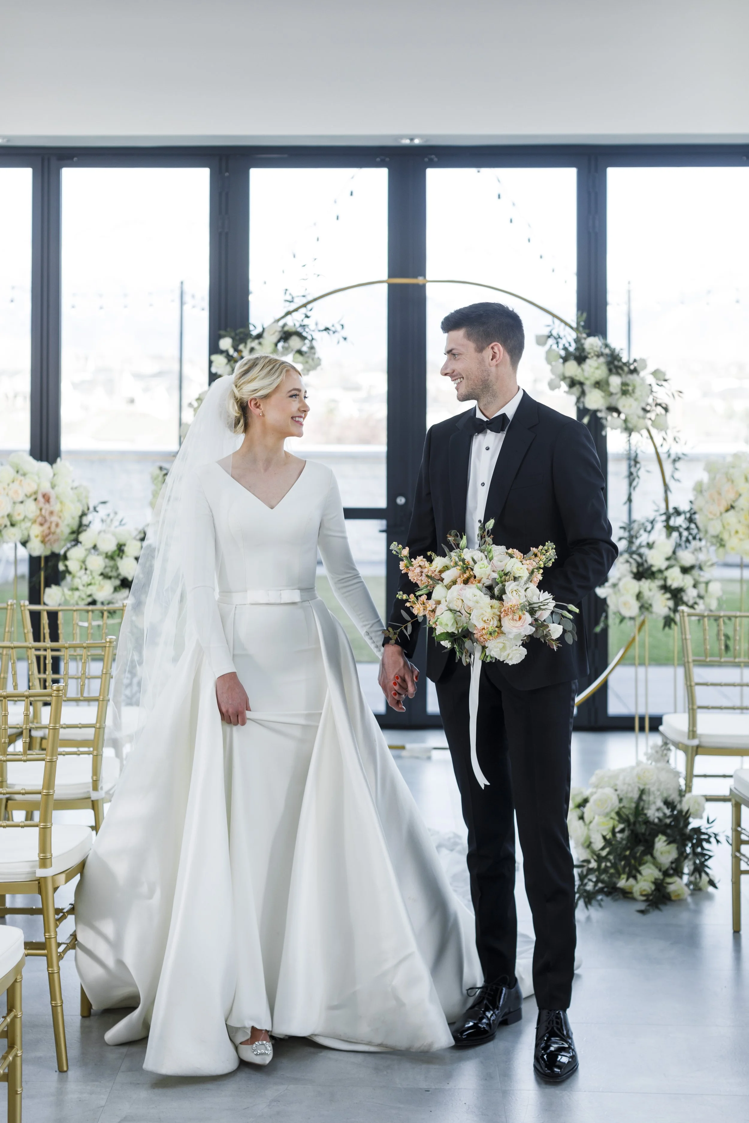 How To Master Backlit Wedding Photography