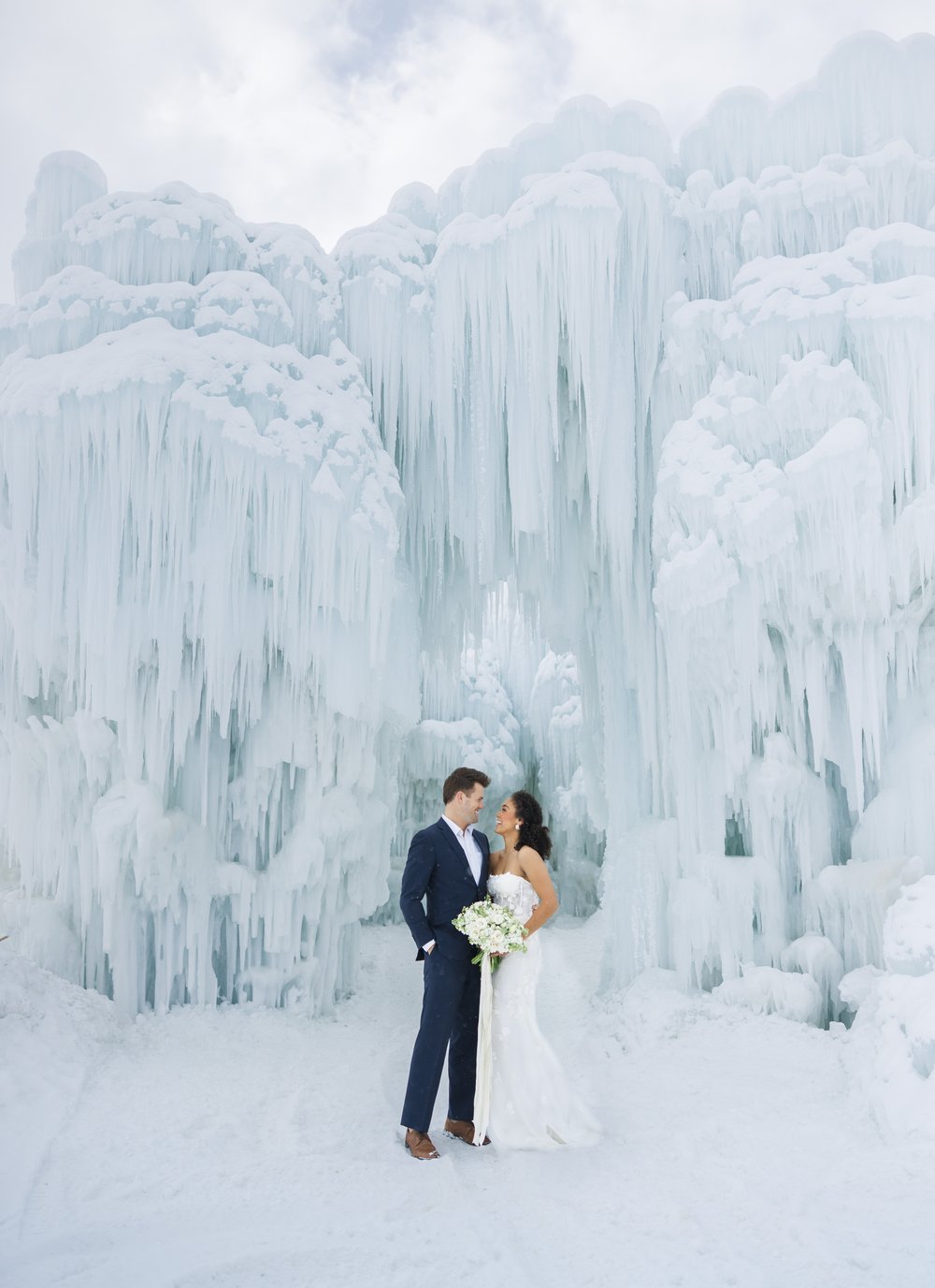 2301-03 Ice Castles Styled Bridals_01641.jpg