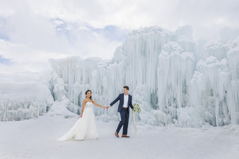 2301-03 Ice Castles Styled Bridals_02922.jpg