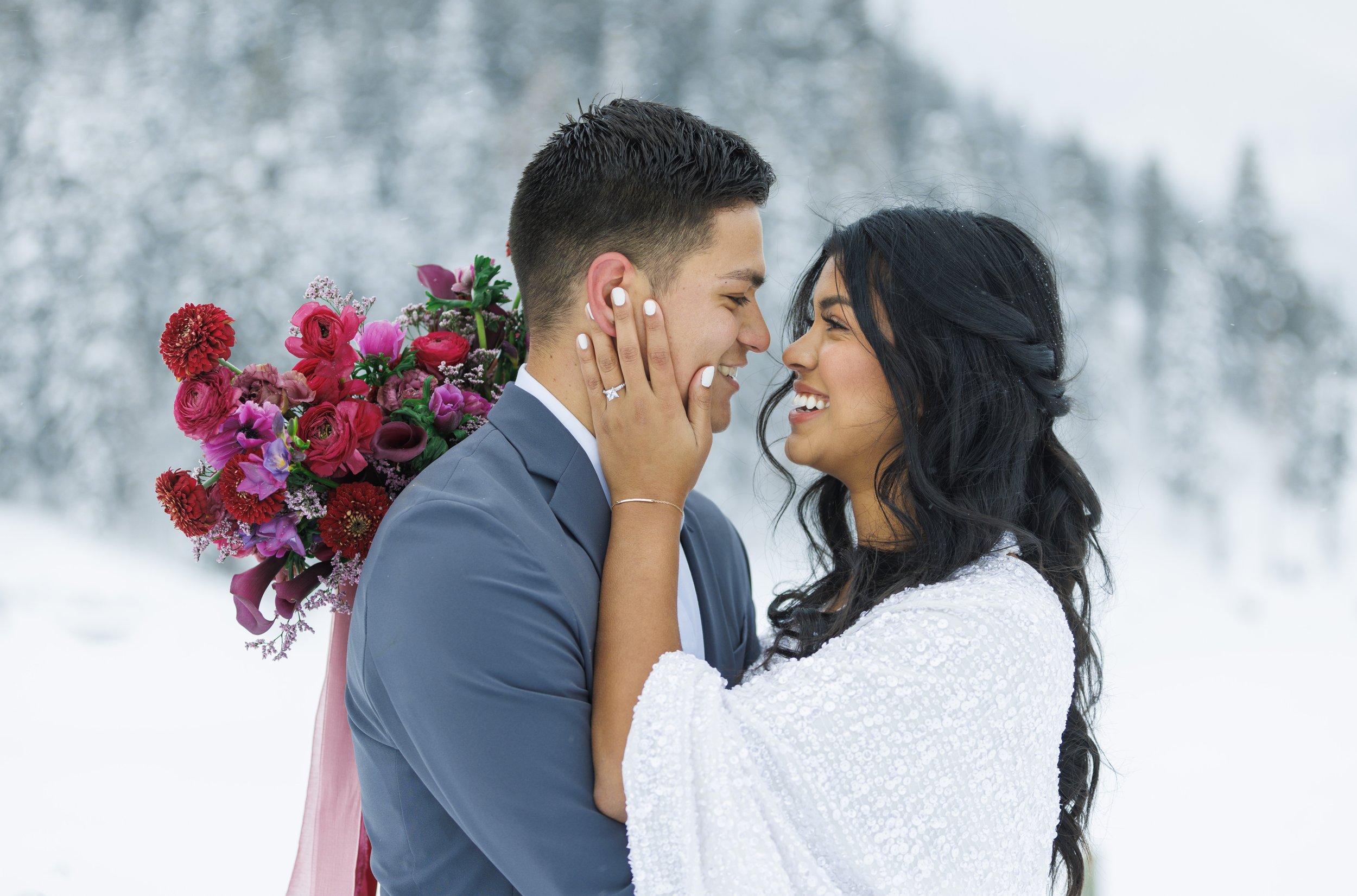  Savanna Richardson Photography captures winter mountain bridals at Tibble Fork, Utah. winter wonderland wedding #SavannaRichardsonPhotography #SavannaRichardsonBridals #WinterBridals #WinterWedding #TibbleForkBridals #UtahBridals #MountainBridals 