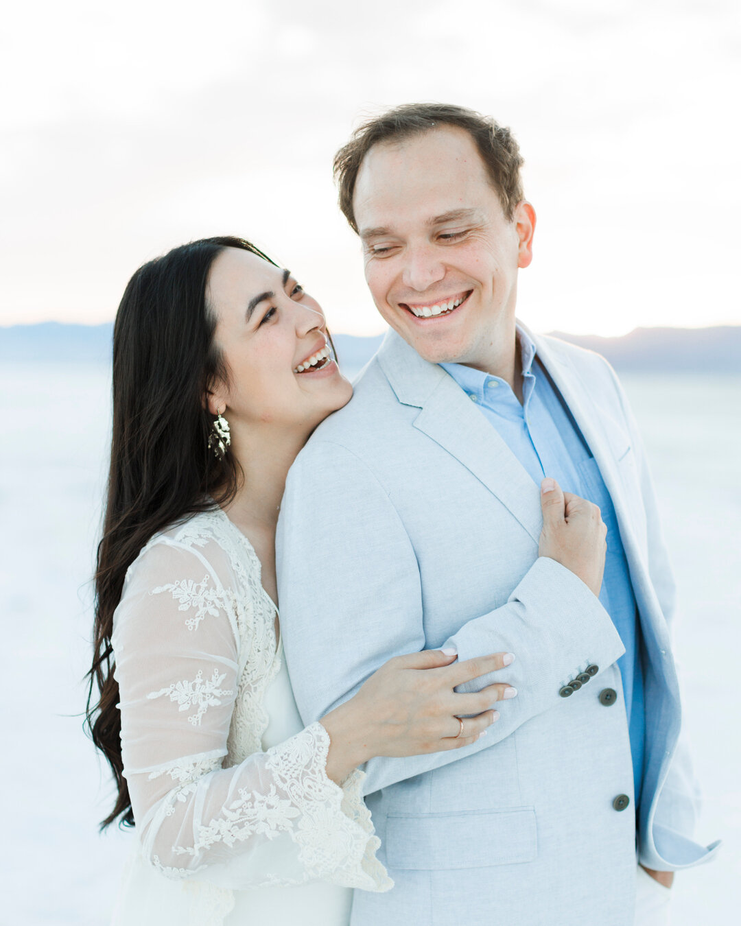 Headed to the Bonneville Salt Flats for an engagement session today. How flooded do you think they will be? 1 inch of water? 5? More!?​​​​​​​​​
Fingers crossed the wind stays down so we can get some awesome reflection shots!