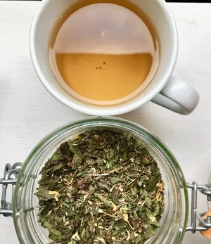 LES TISANES OU COMMENT RESTER EN BONNE SANTÉ NATURELLEMENT