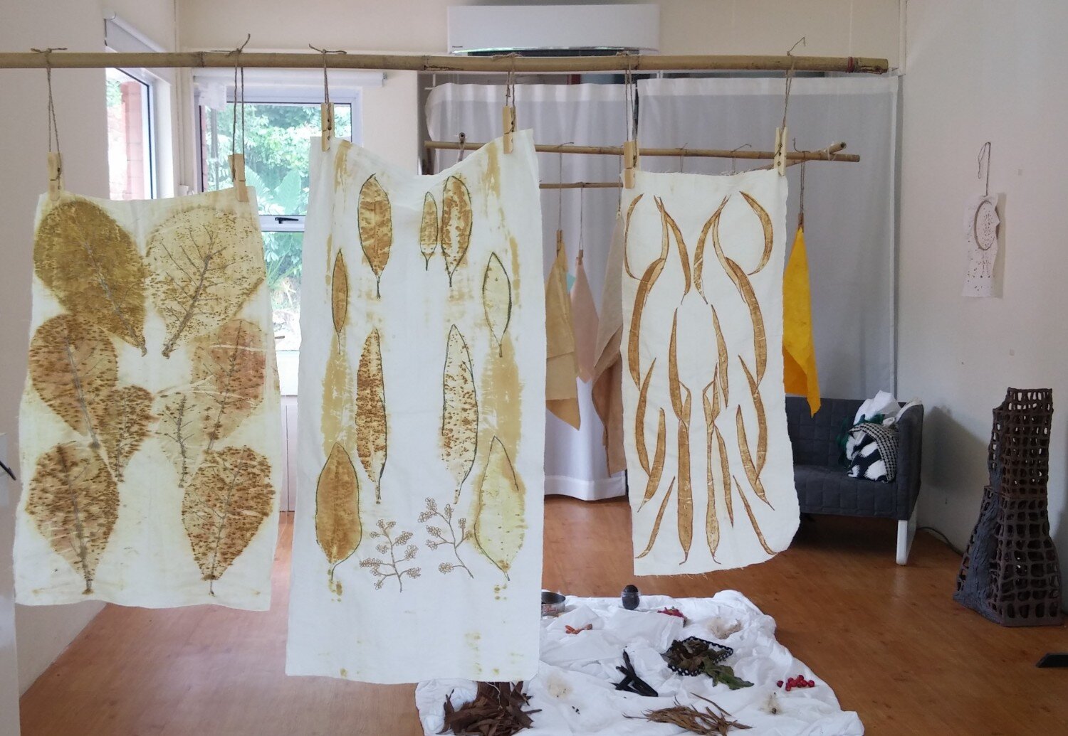 Natural dyes interactive installation by Agy Textile Artist at L'Observatoire