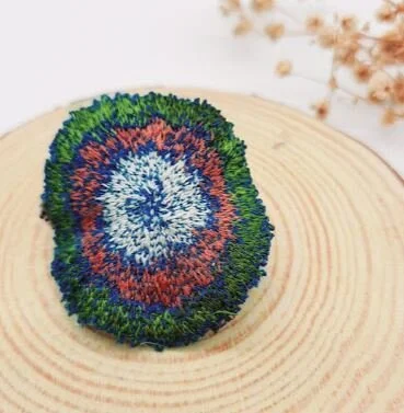 Embroidered Brooch - Plate Coral Green
