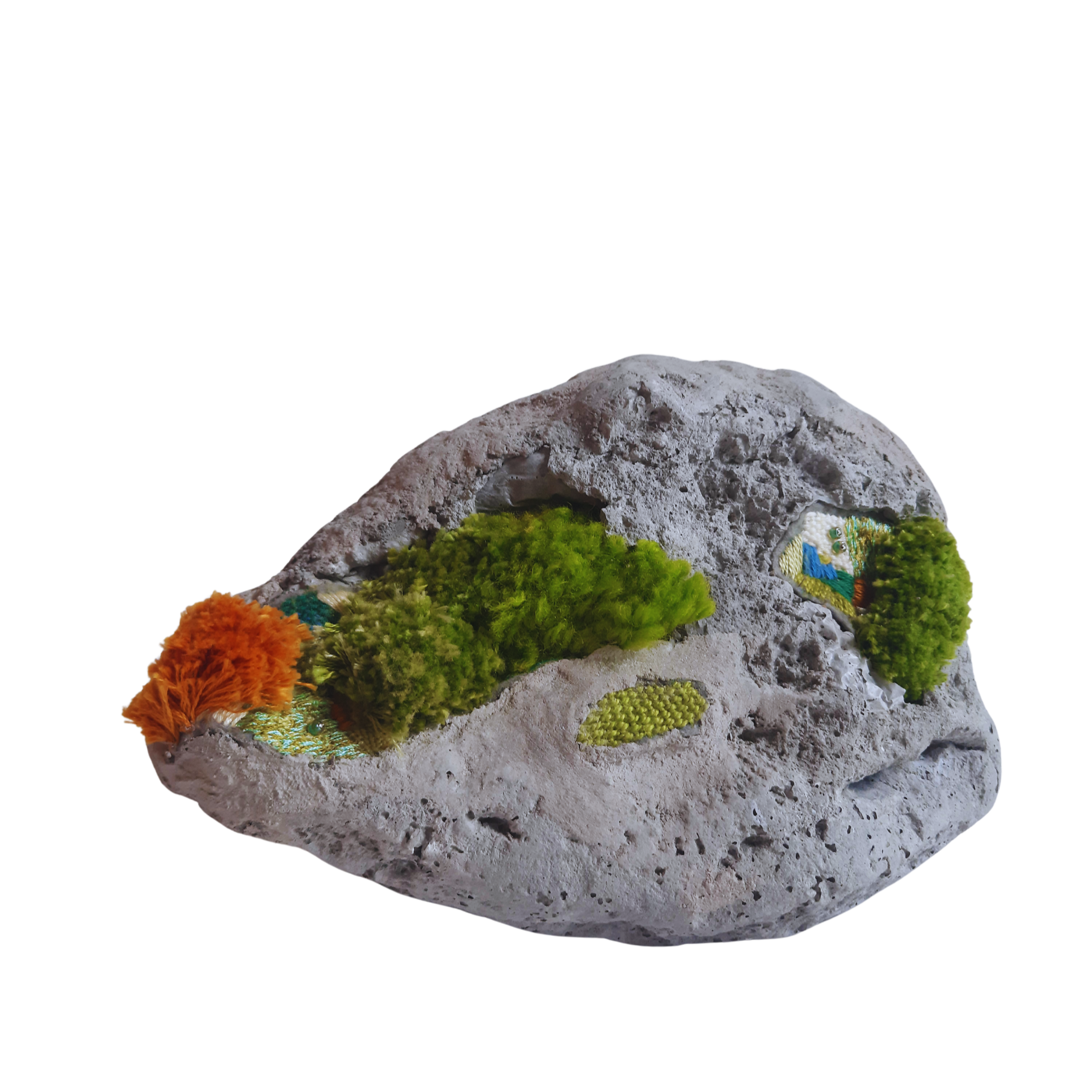 Concrete textile moss art by Agatha 'Agy'