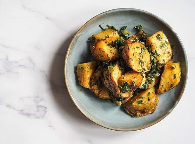 Sides for the curries, these insane gunpowder spuds from @dishoom and their black dal which we all know is a dream. That&rsquo;s all for curry week pals
