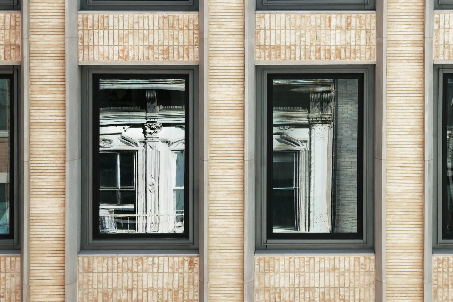 150_Facade_5-1920x1280.jpg