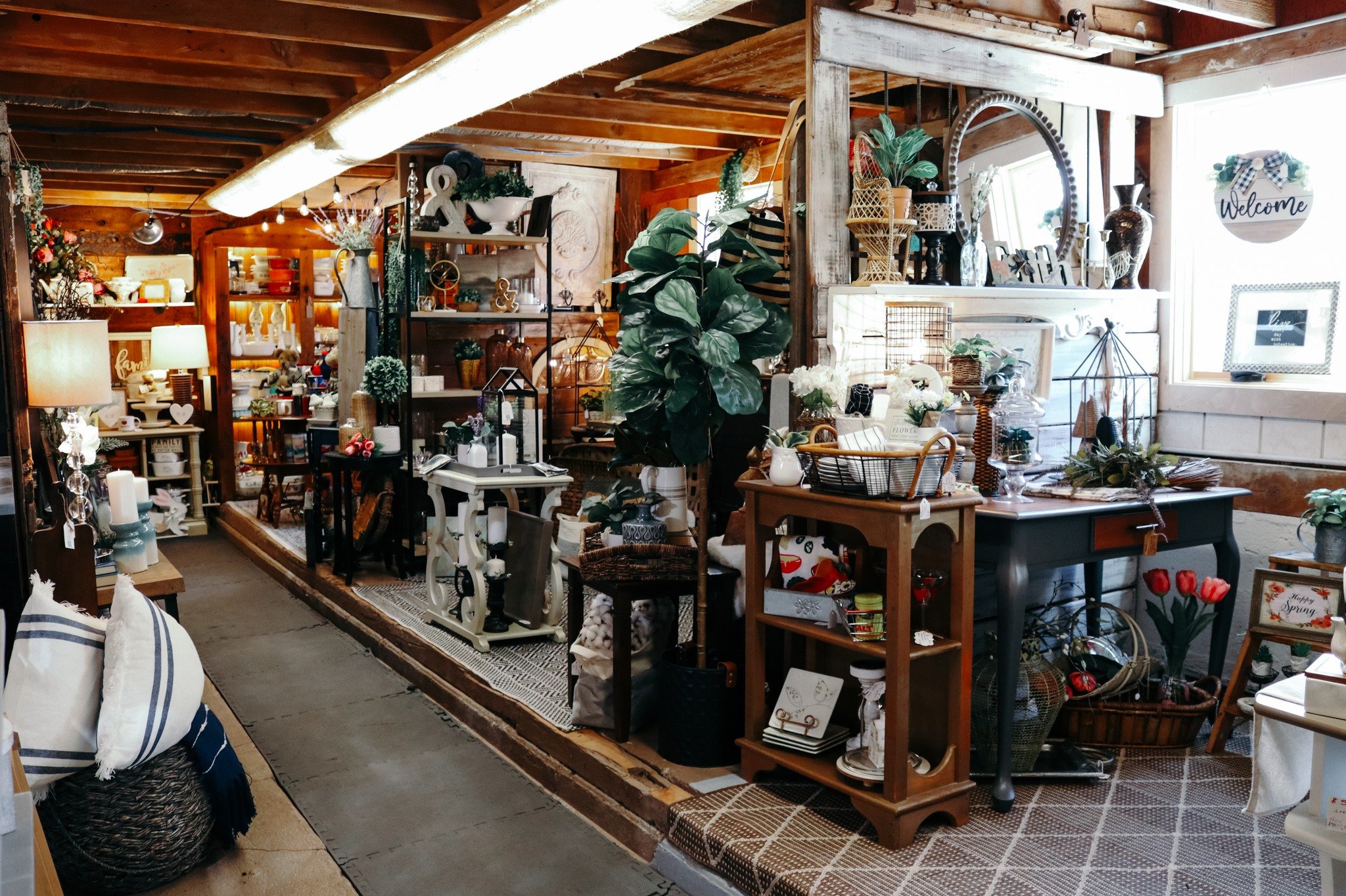 BROWSE OUR FURNITURE SELECTION!

Did you know that our rustic market is filled with antique, refinished, and custom furniture pieces, too? Shop with us today and discover a ton of unique finds for your home!

www.prestigecreativemarkets.com | 630-326