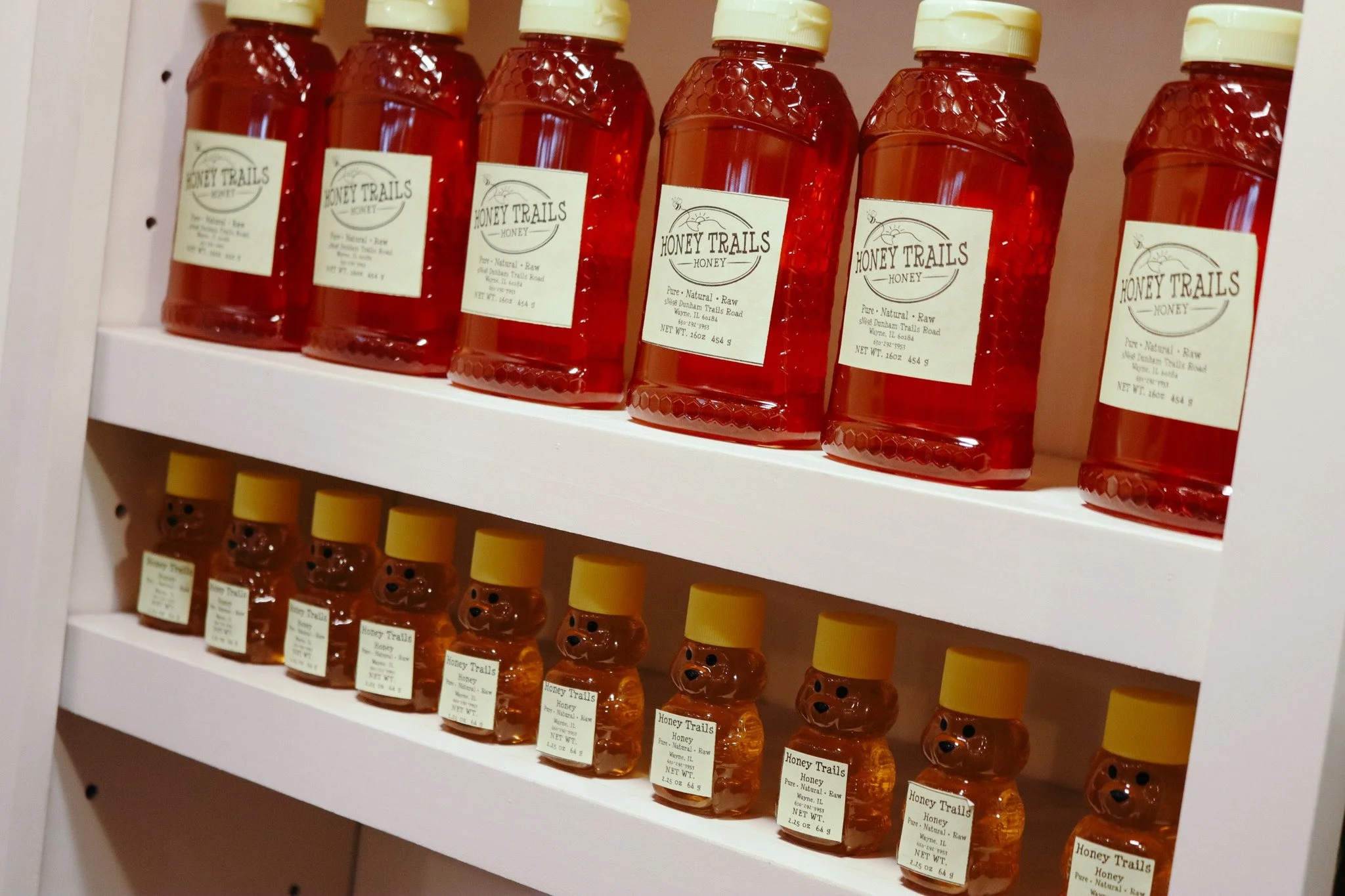 WE HAVE LOCAL HONEY! 🍯

Did you know we sell local Honey Trails honey from Wayne, IL in our market? You can find it in our Country Biscuit General Store, just inside our main entrance! Don't forget to snag some local seasoning rubs or a delicious bo