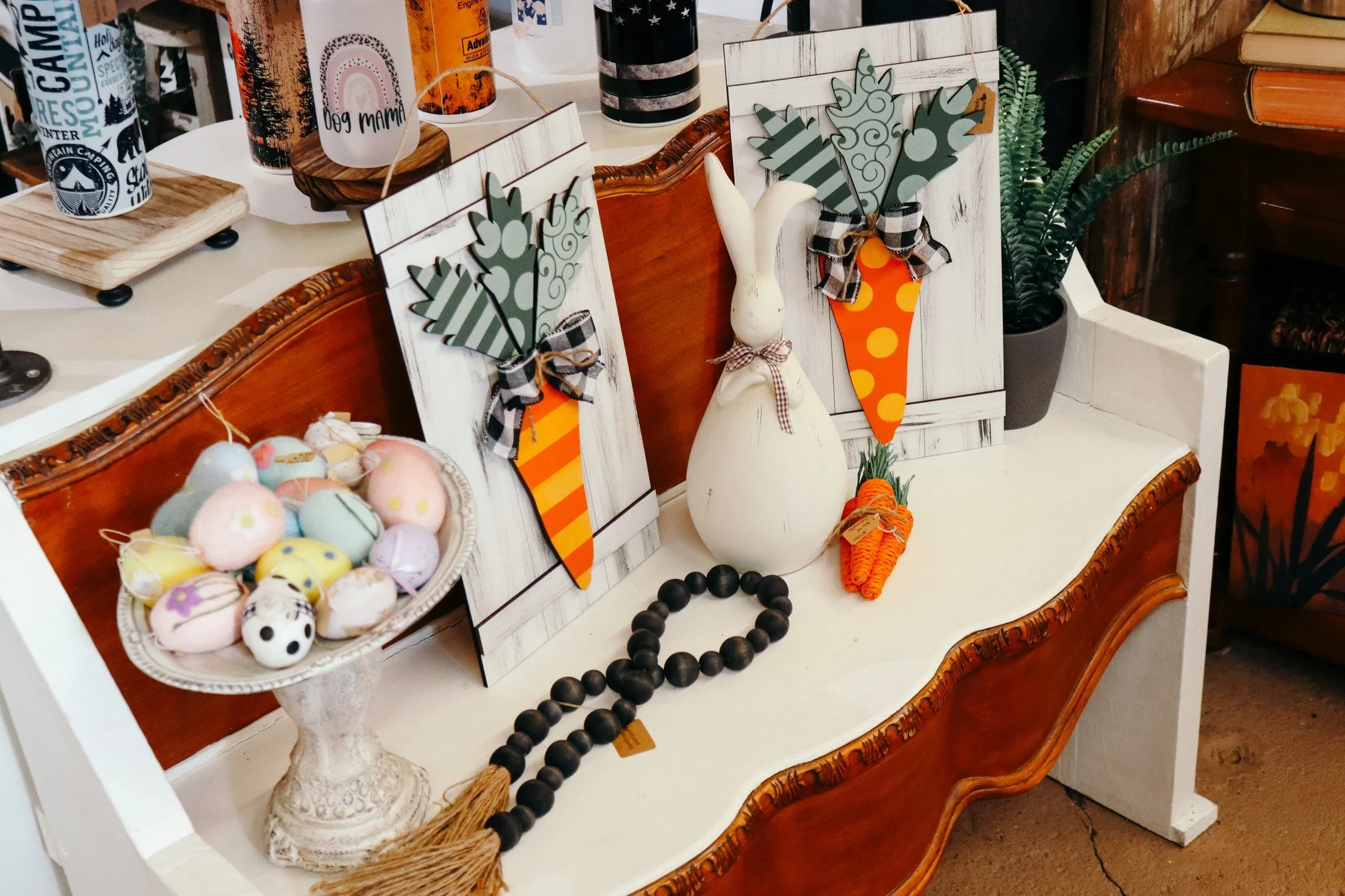 GRAB SOME EASTER GOODS! 🥕

Visit our barn and browse Easter d&eacute;cor for your home! Our market is filled with all things bunnies, eggs, carrots, and more. Whether you're looking for something for your front door, or table accents for your family