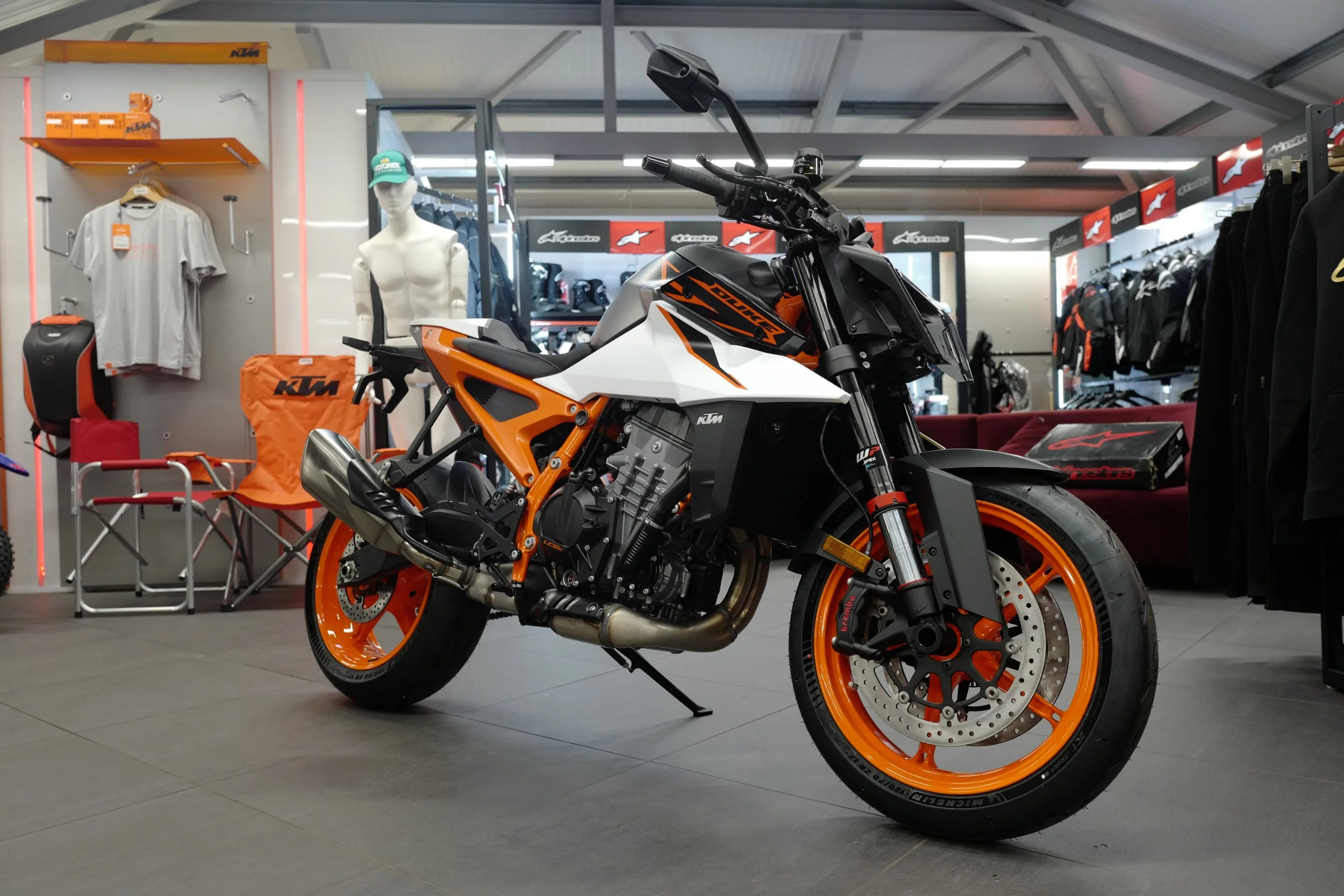 NEW KTM, Duke 990 R