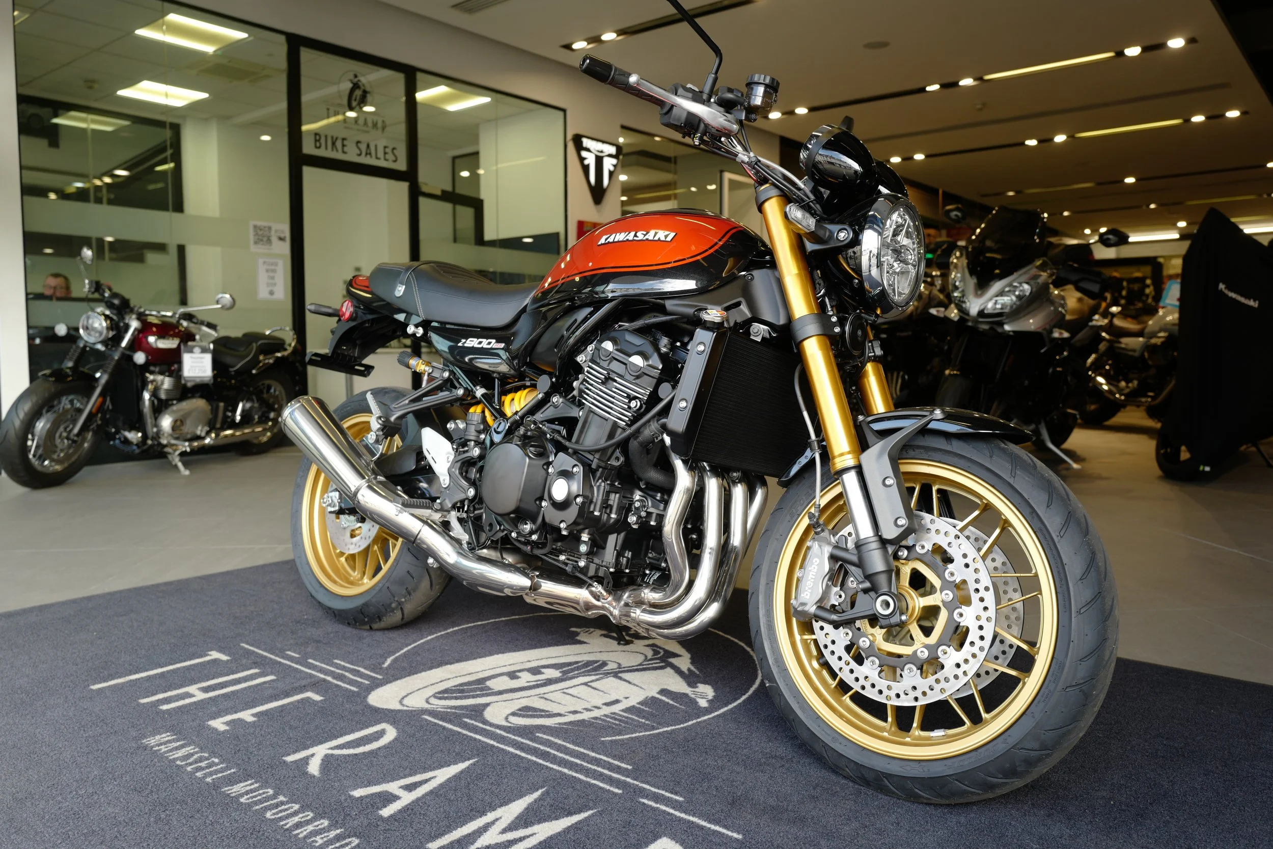 NEW Kawasaki, Z900 RS SE