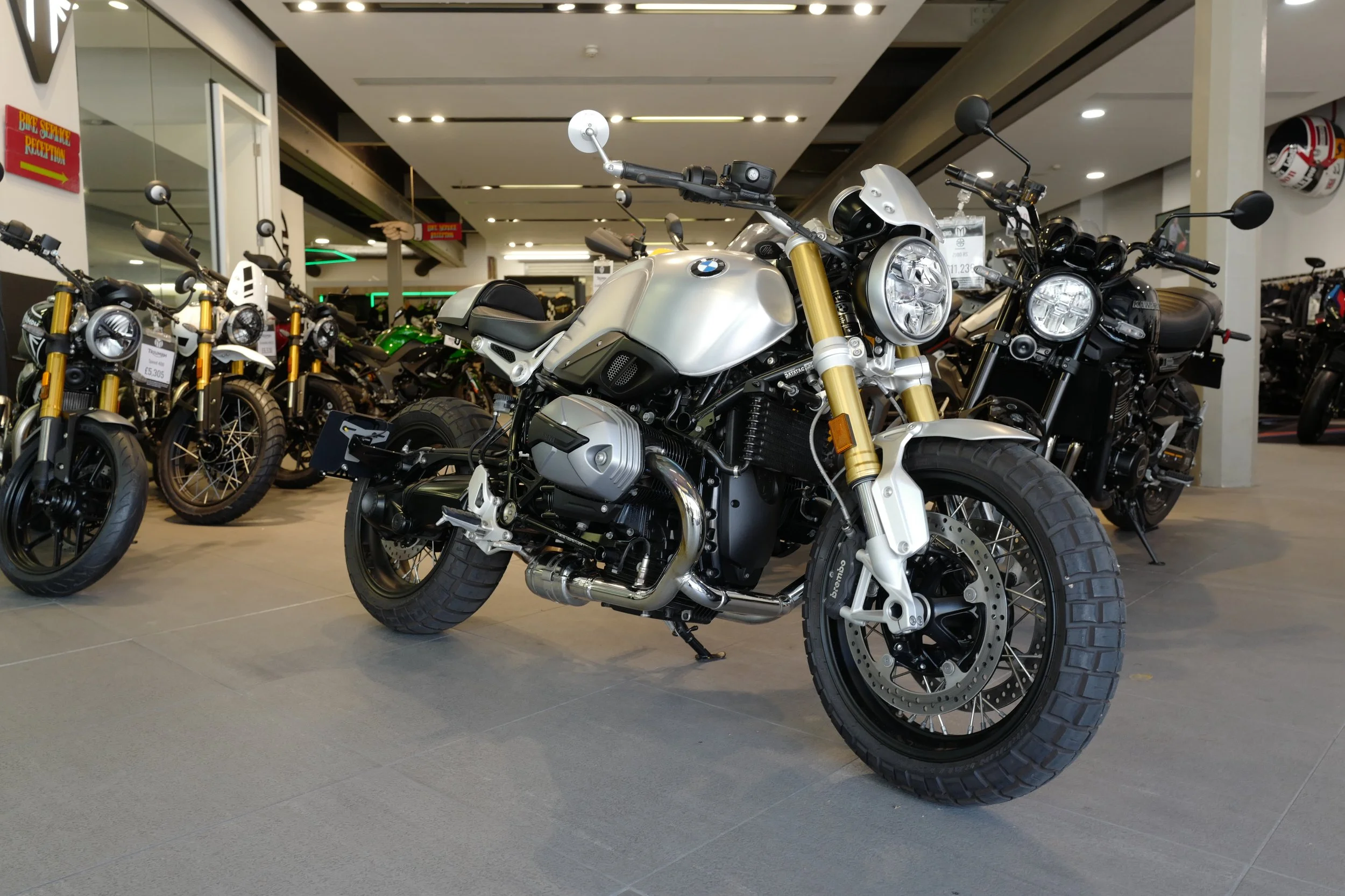 BMW, R NineT